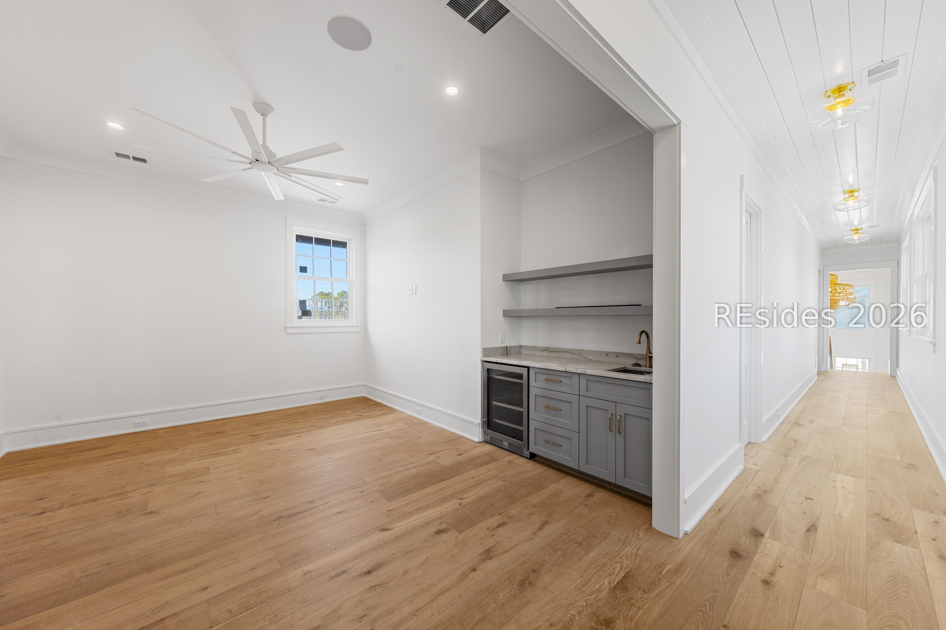 15 Lyonia Street