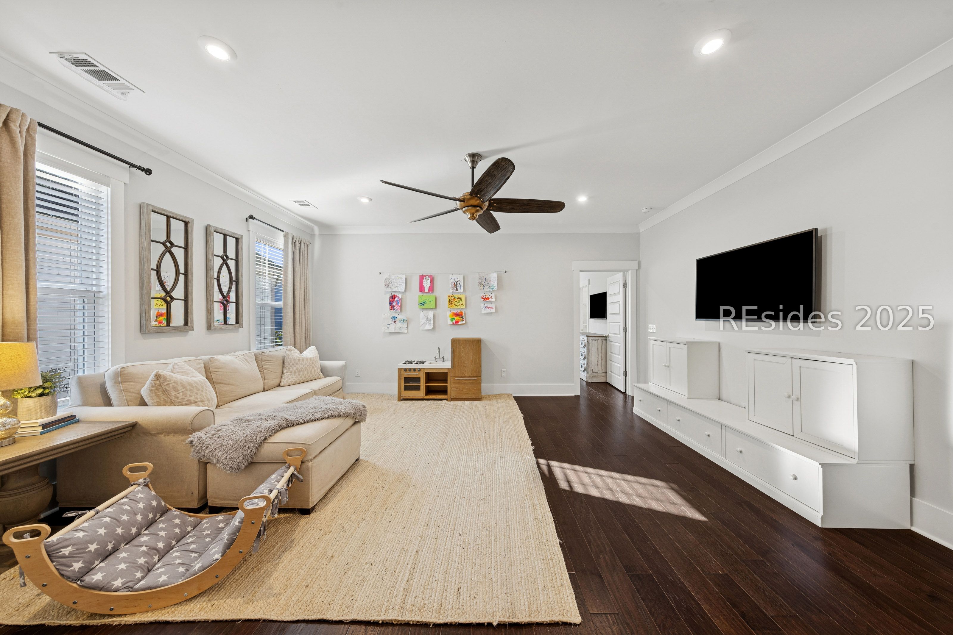 18 Ivory Elm Stroll