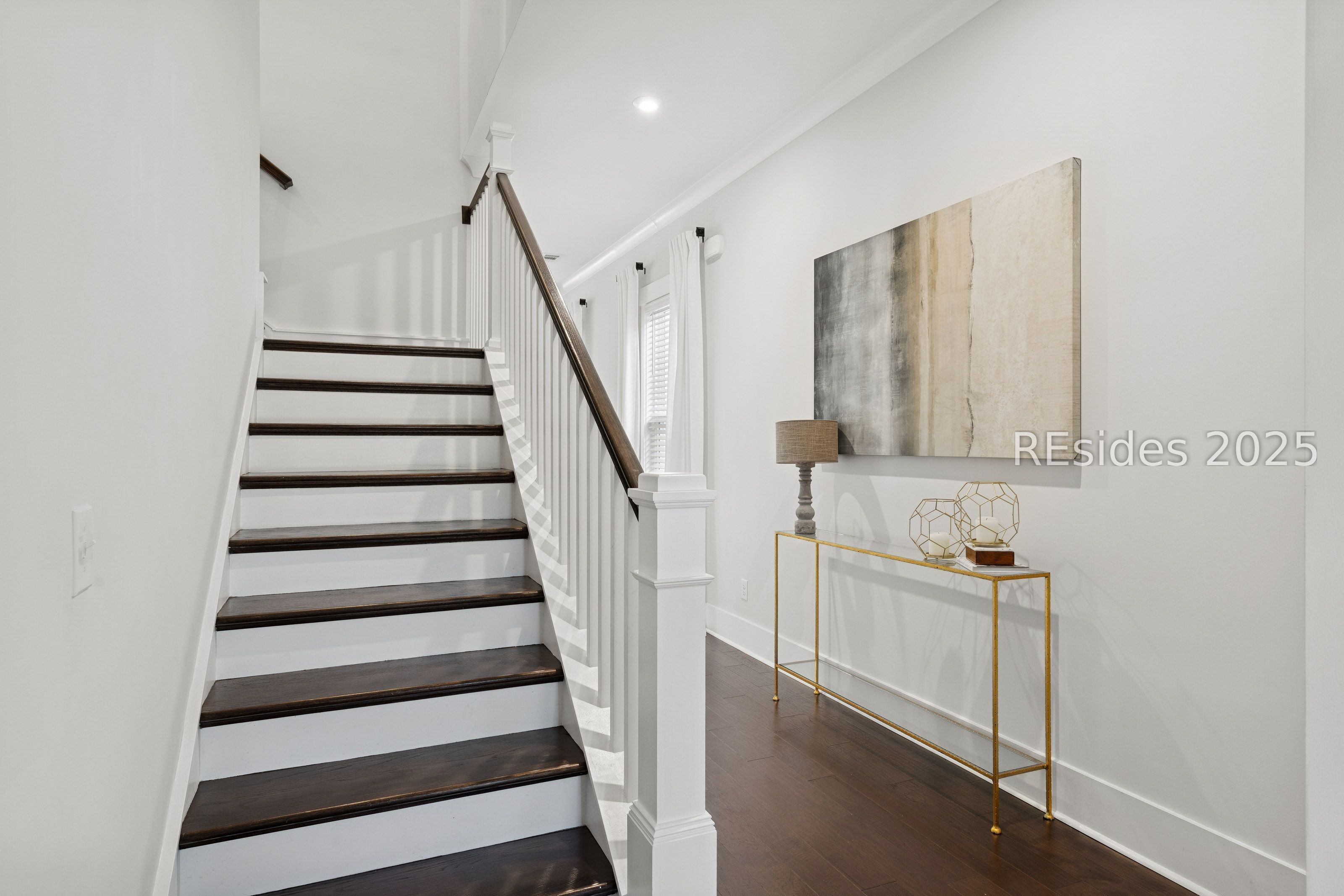 18 Ivory Elm Stroll
