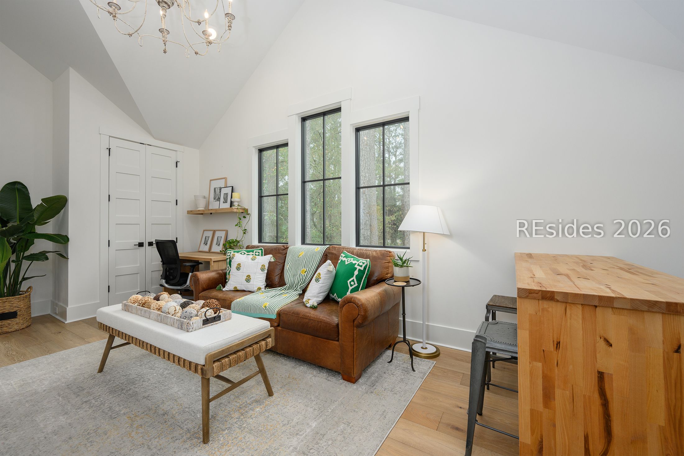 20 Anson Park Road E