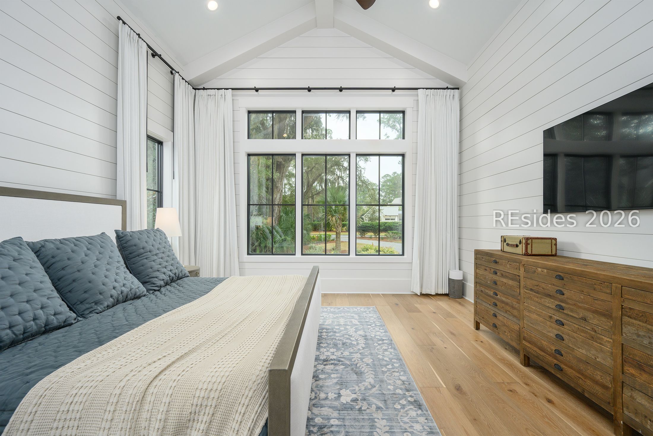 20 Anson Park Road E