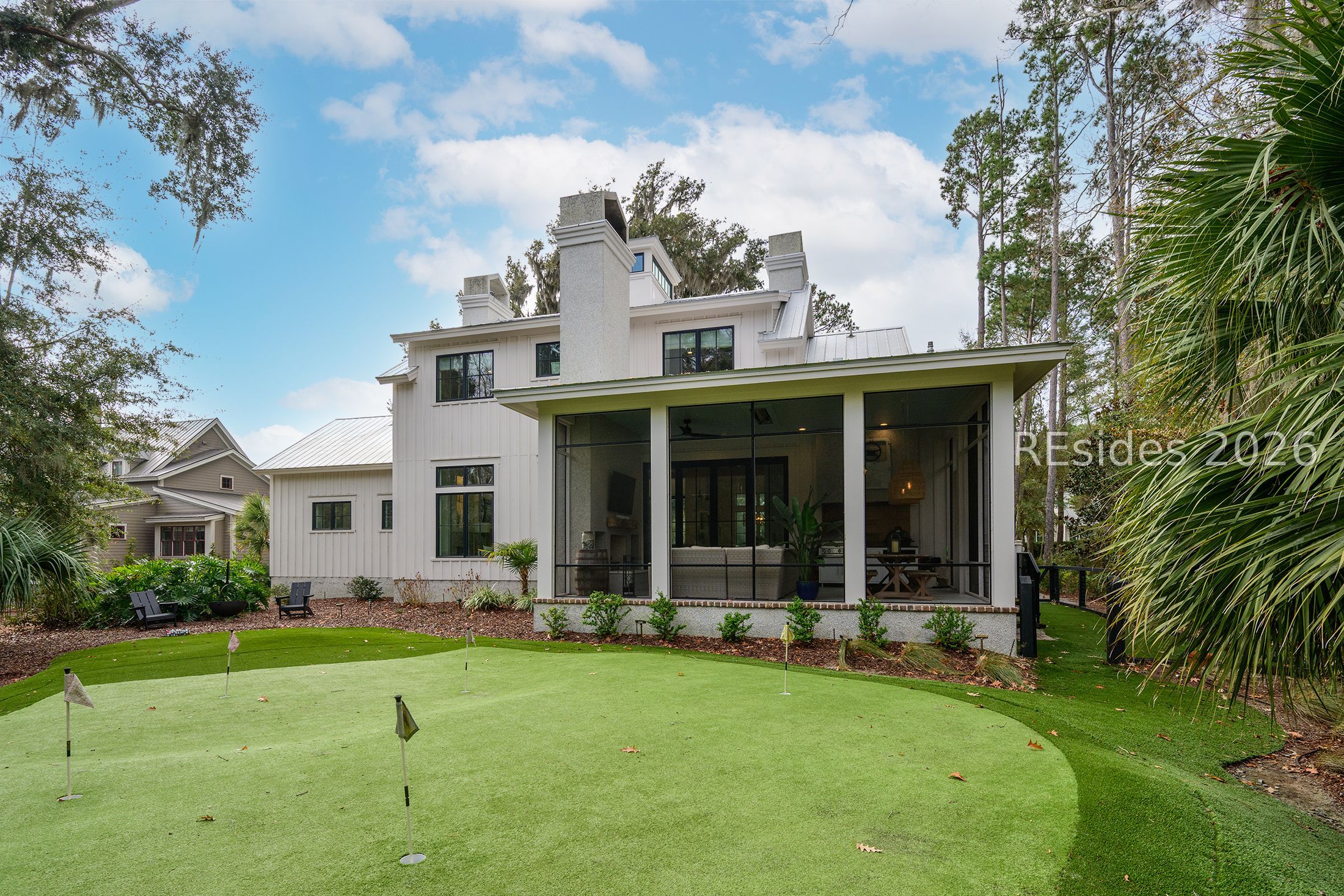 20 Anson Park Road E