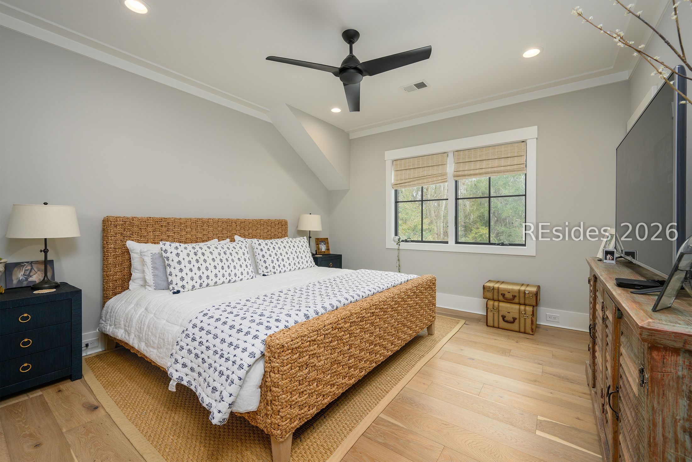 20 Anson Park Road E