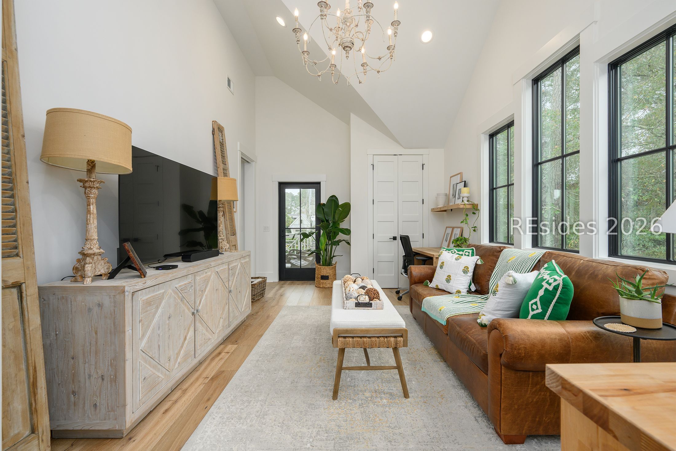 20 Anson Park Road E