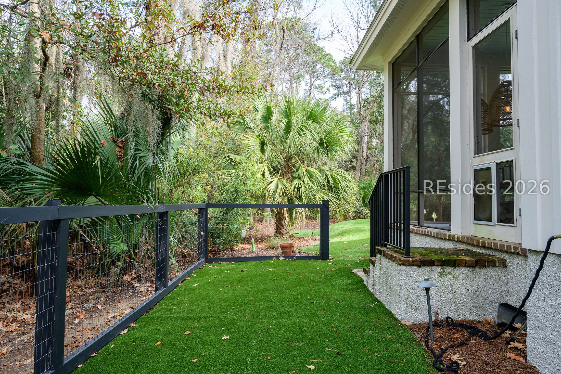 20 Anson Park Road E