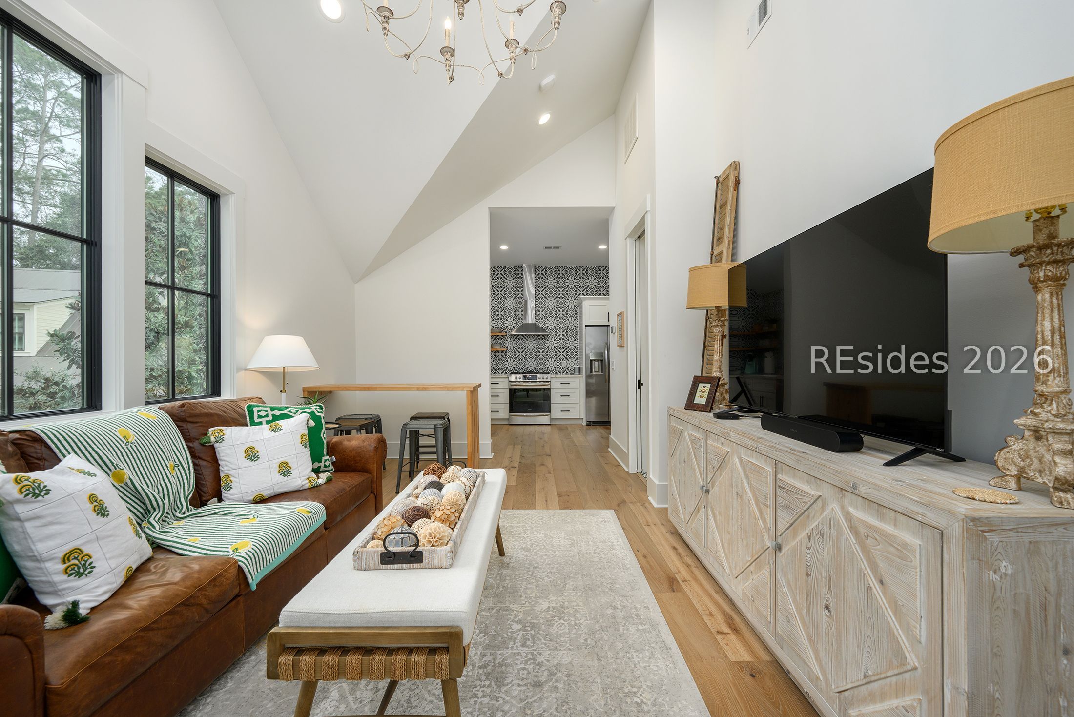 20 Anson Park Road E