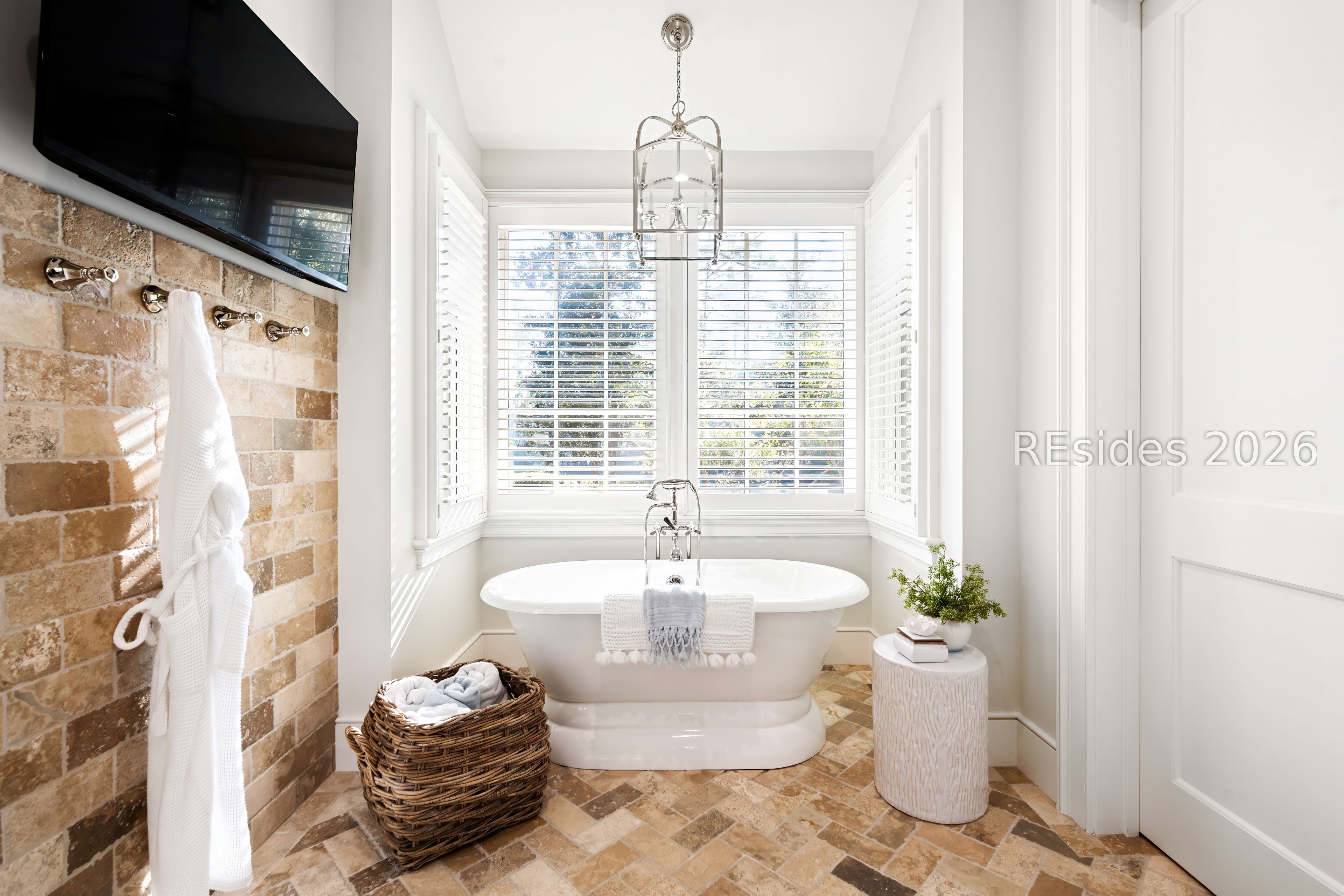 122 Mount Pelia Road