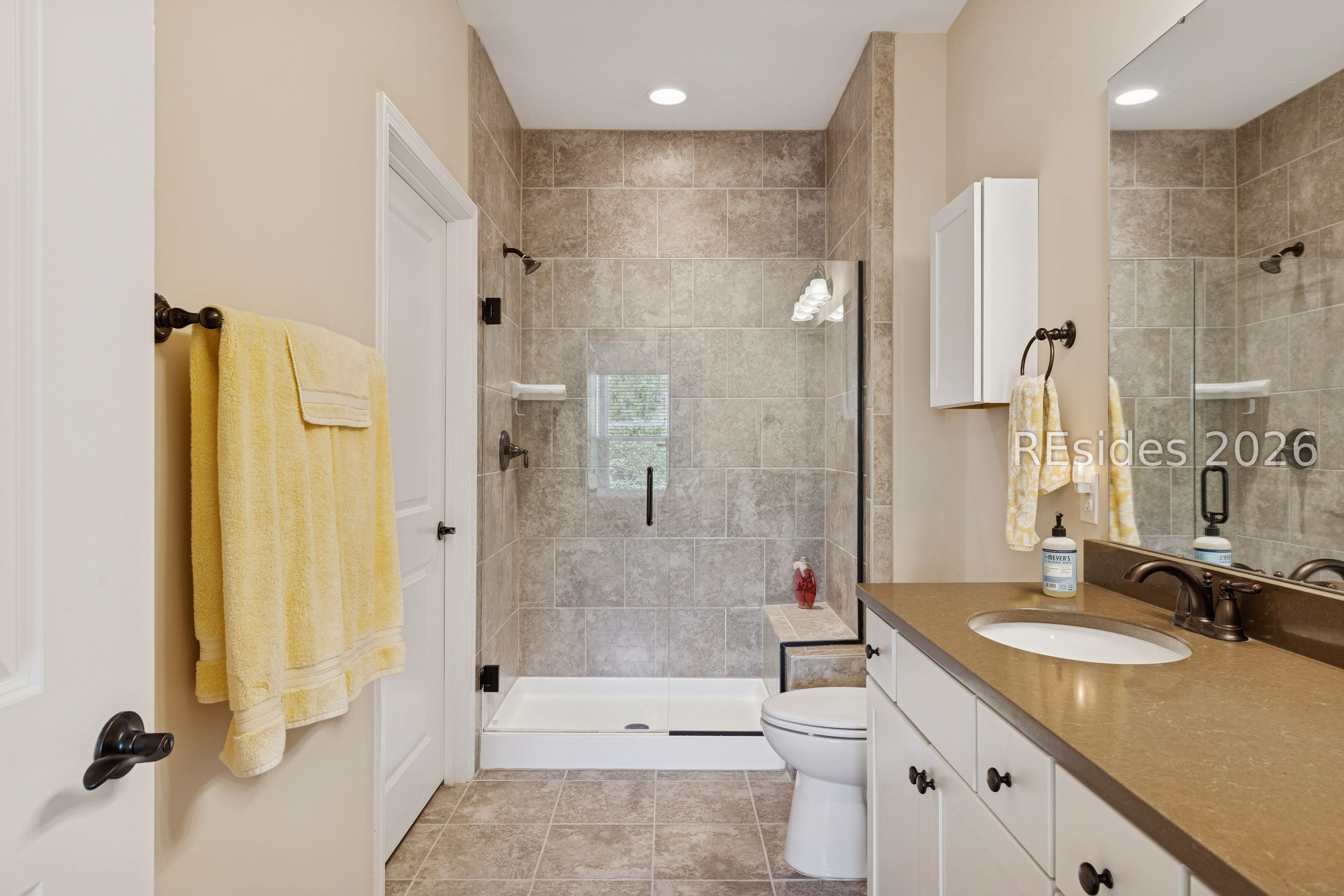 1038 Gleneagle Court