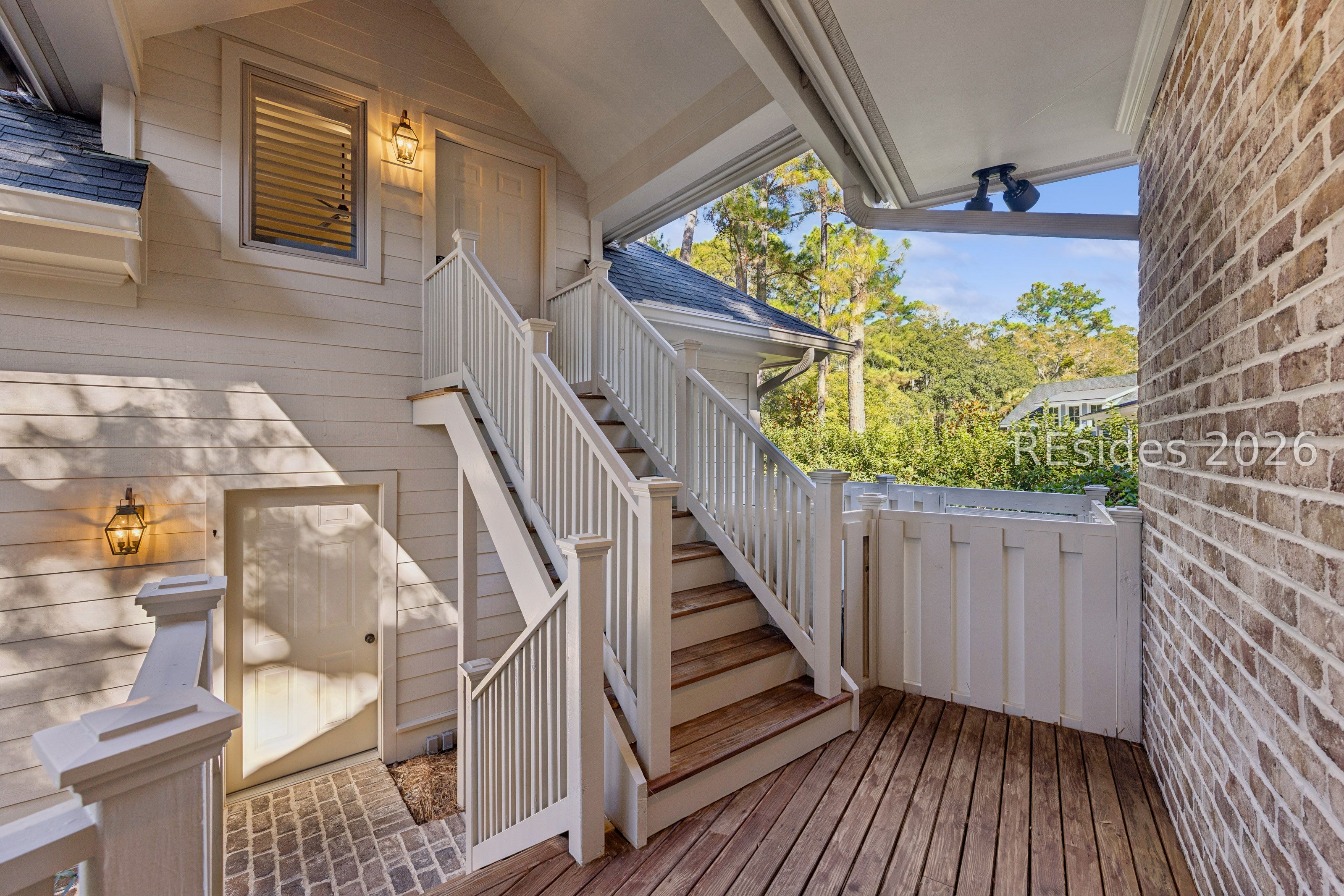 23 Hanover Way