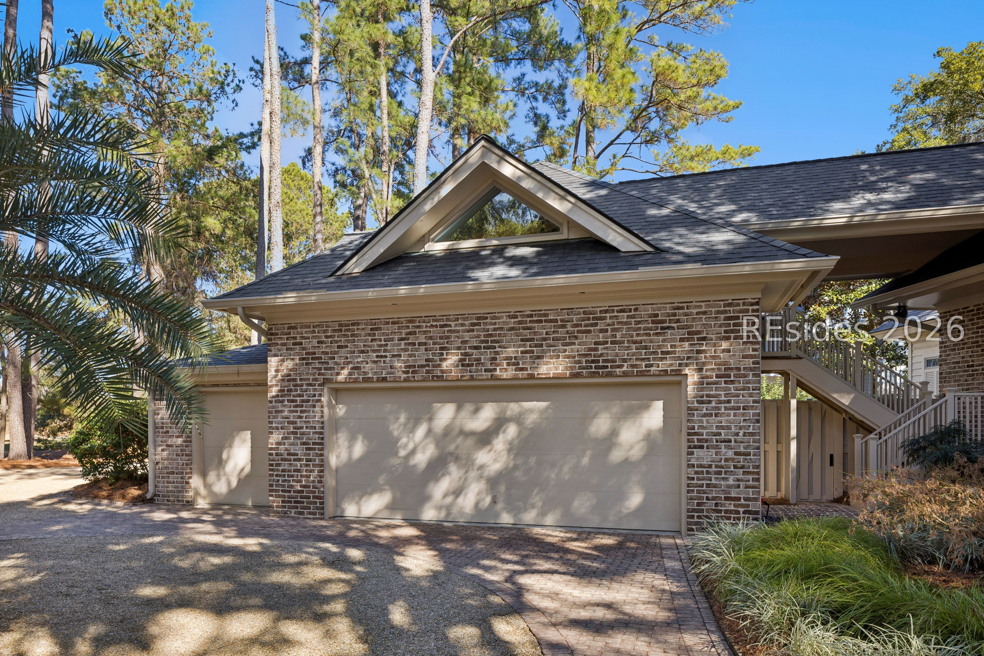 23 Hanover Way