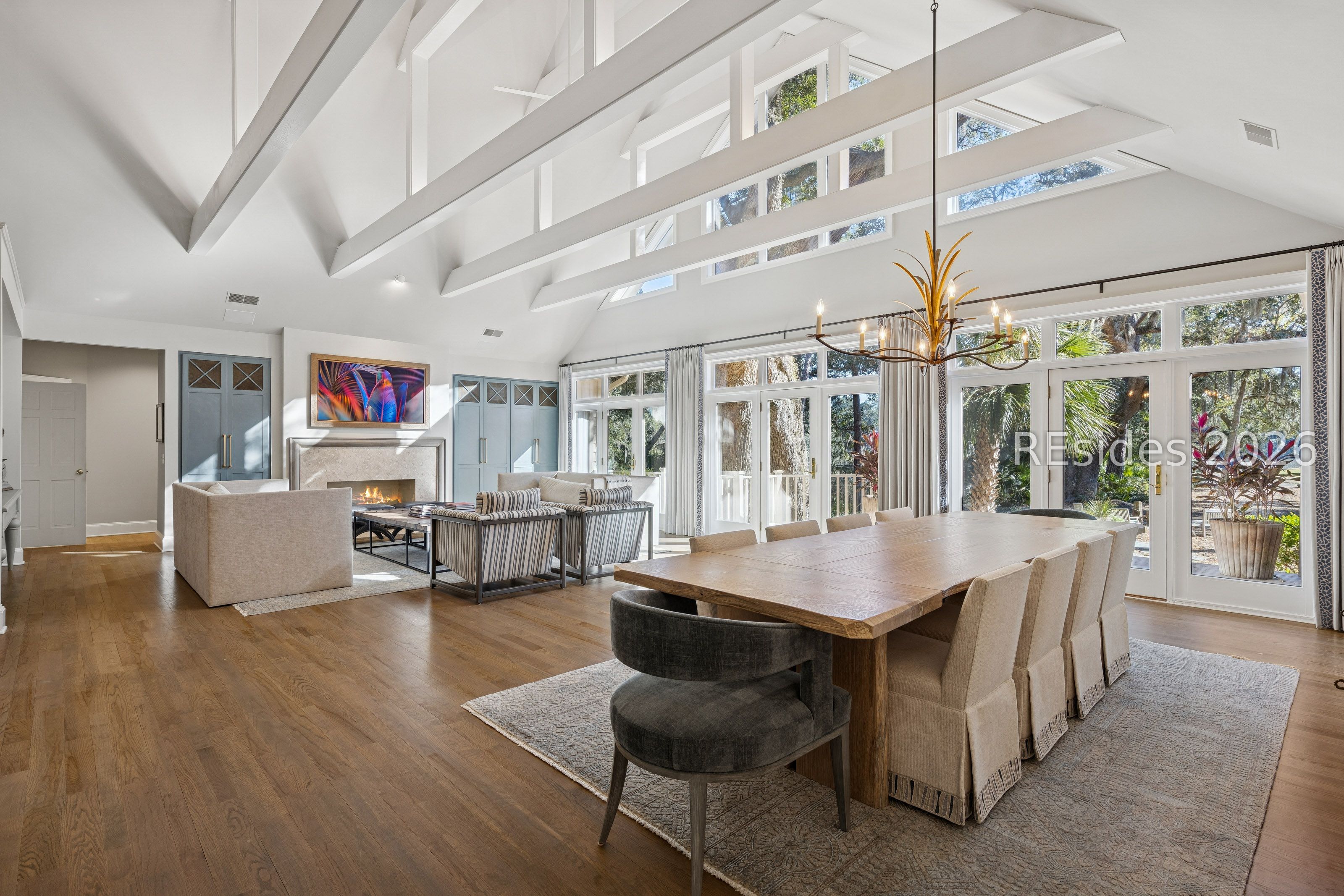 23 Hanover Way