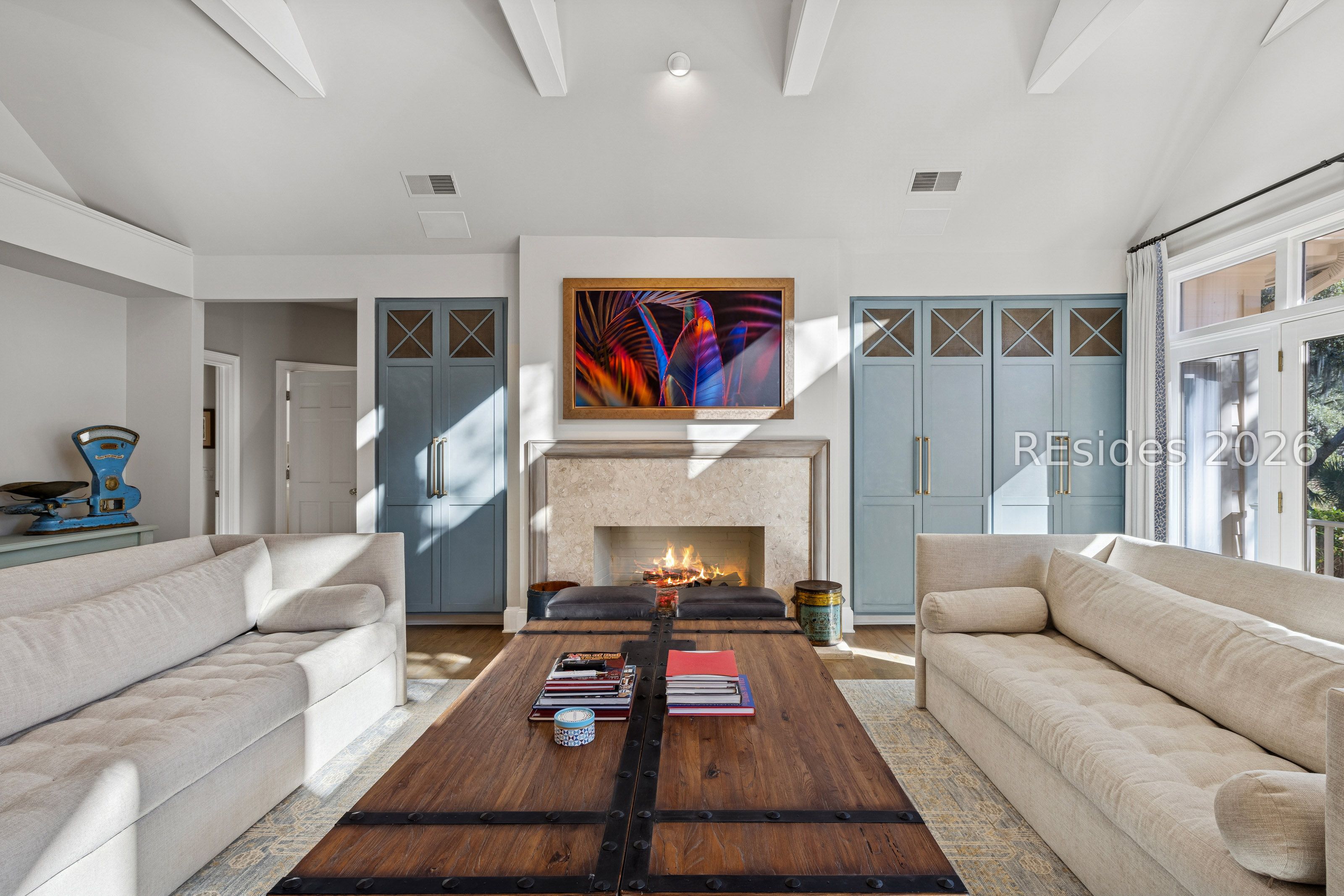 23 Hanover Way