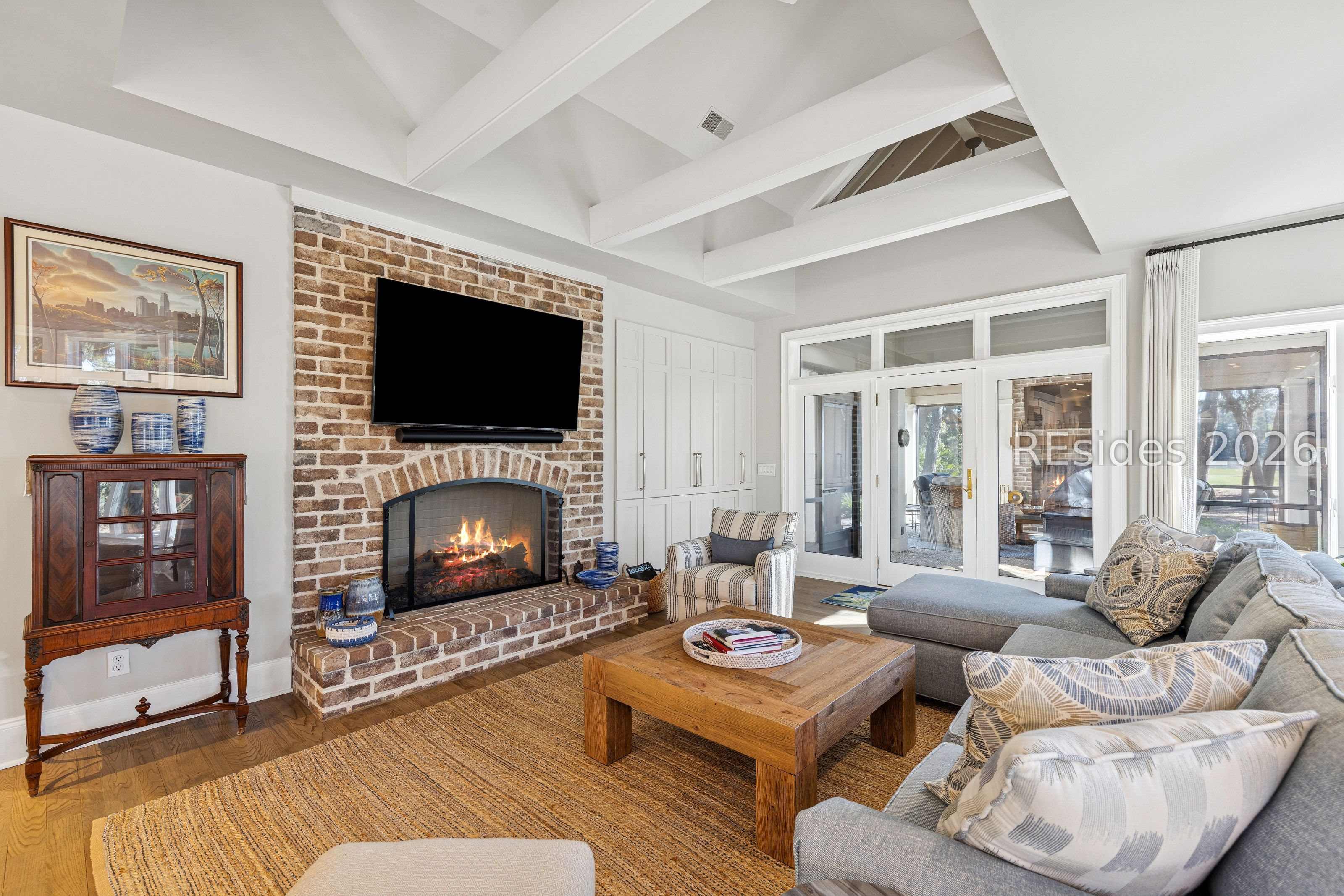 23 Hanover Way