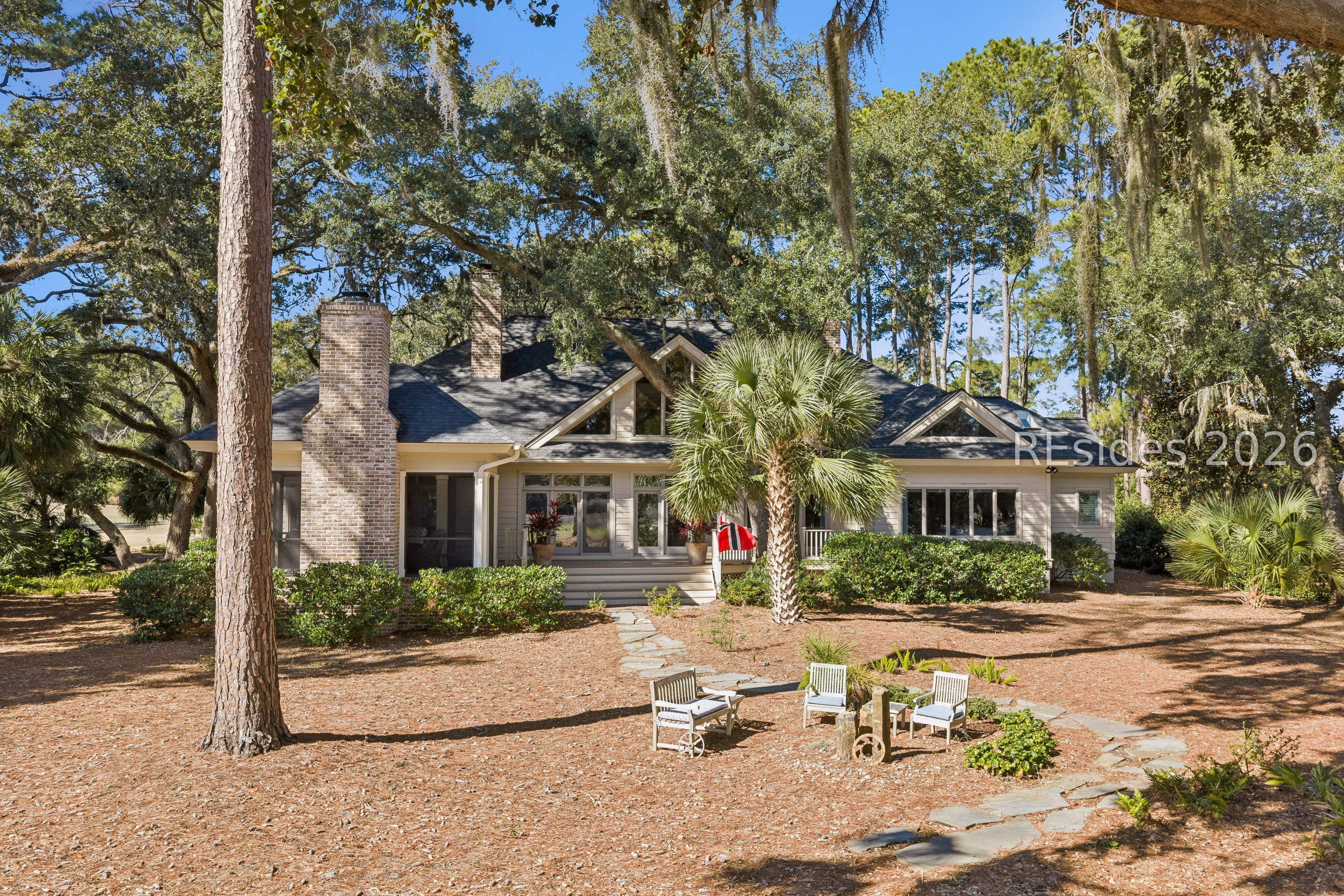 23 Hanover Way