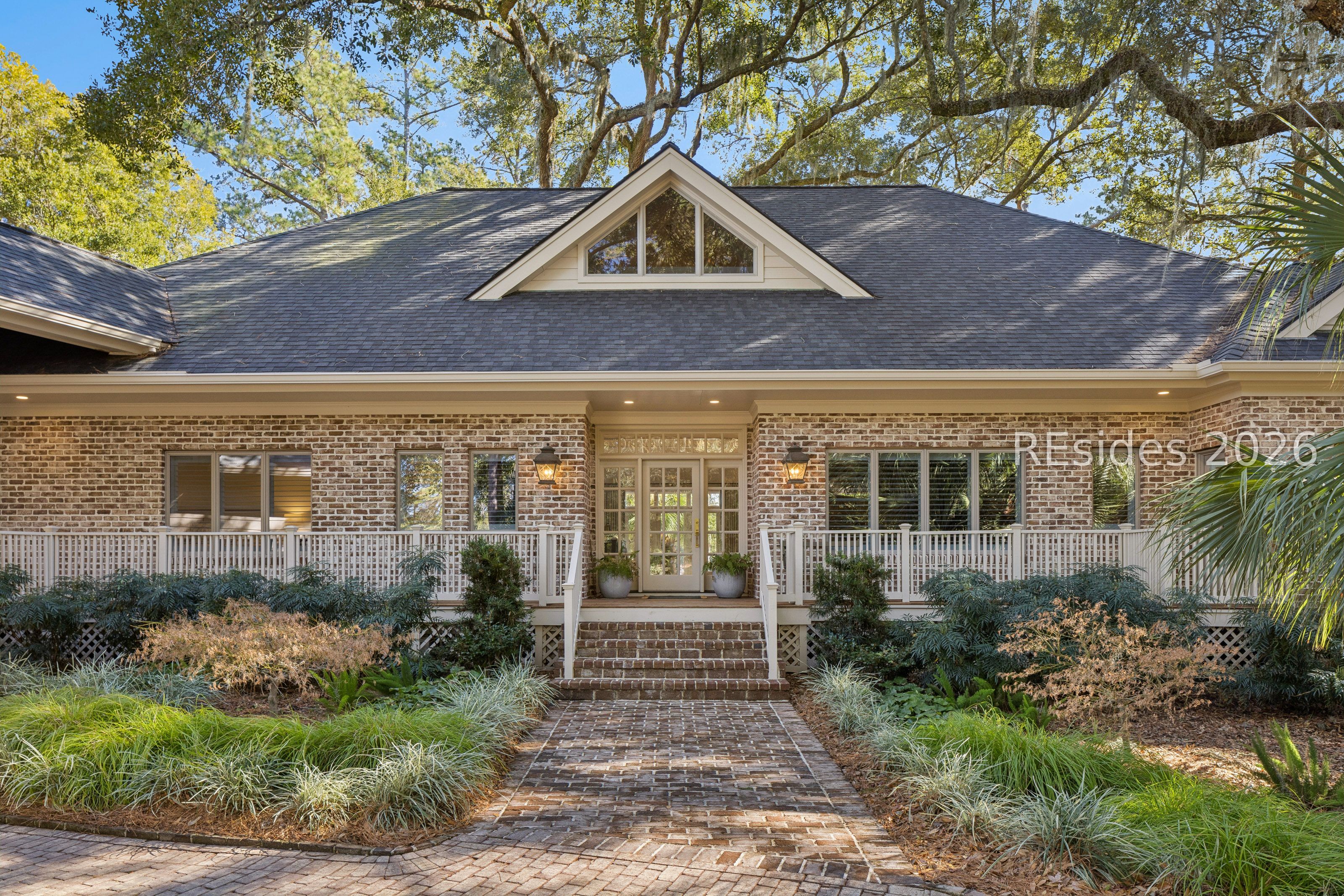 23 Hanover Way