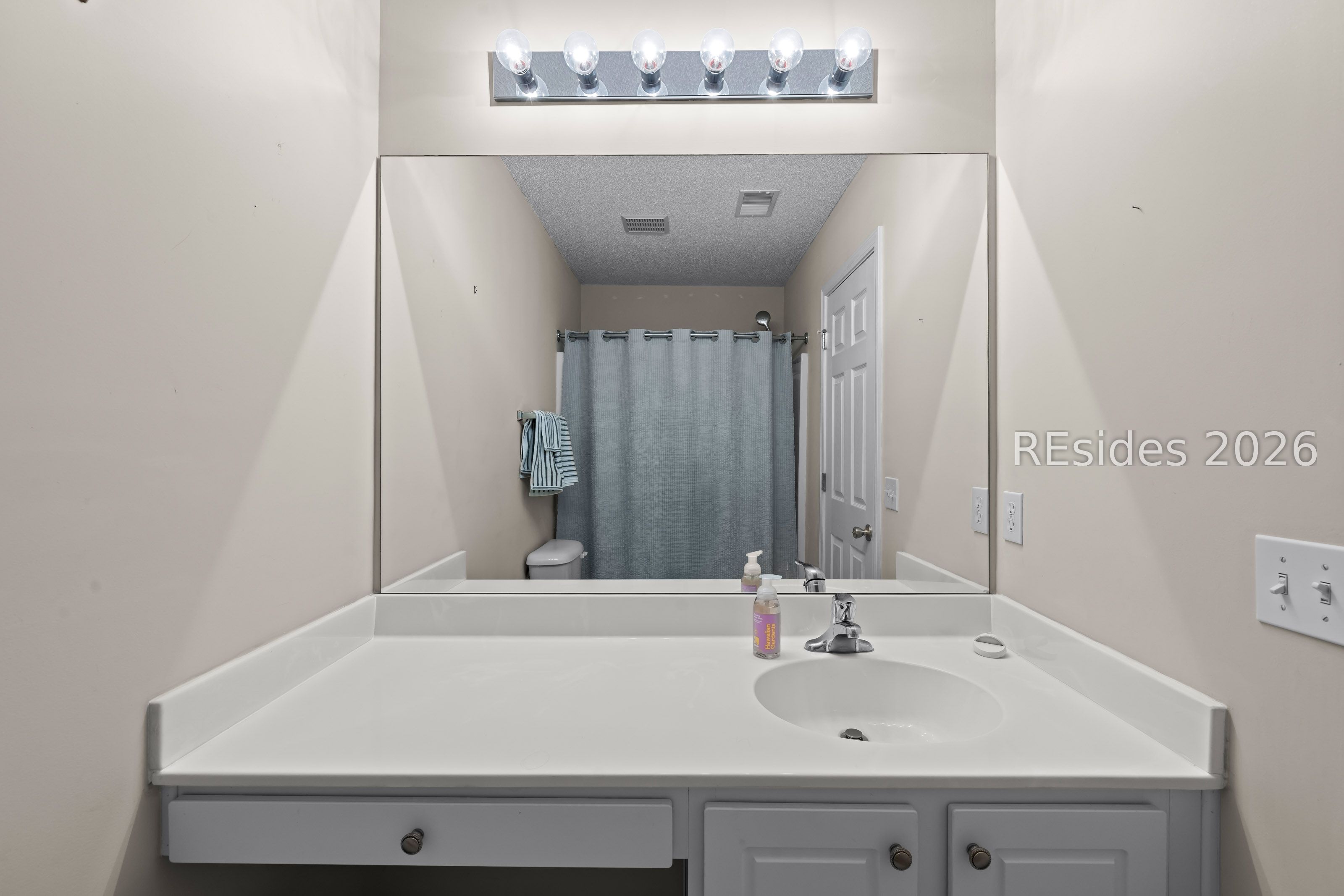 156 Westbury Park Way