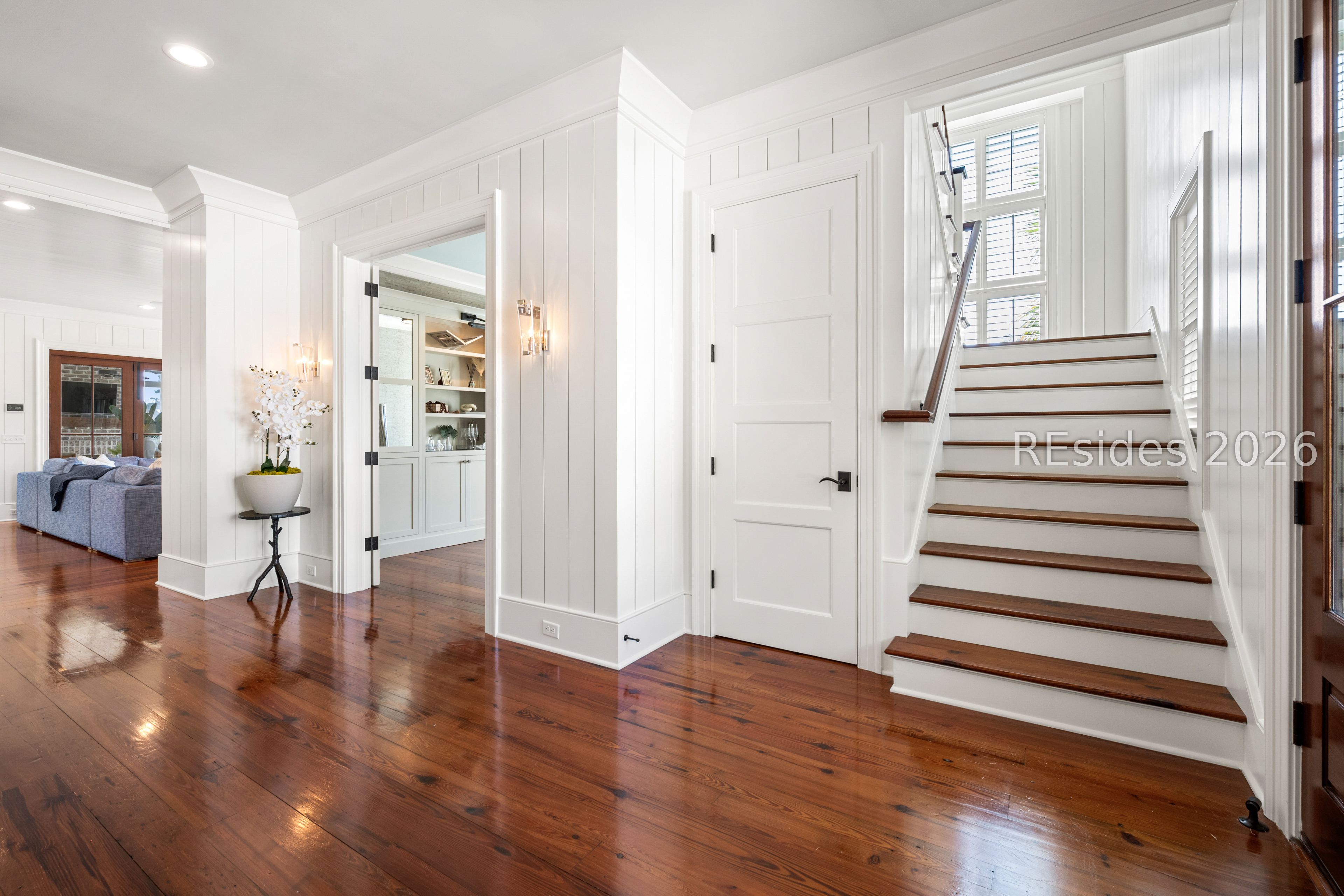8 Wolf Tree Road