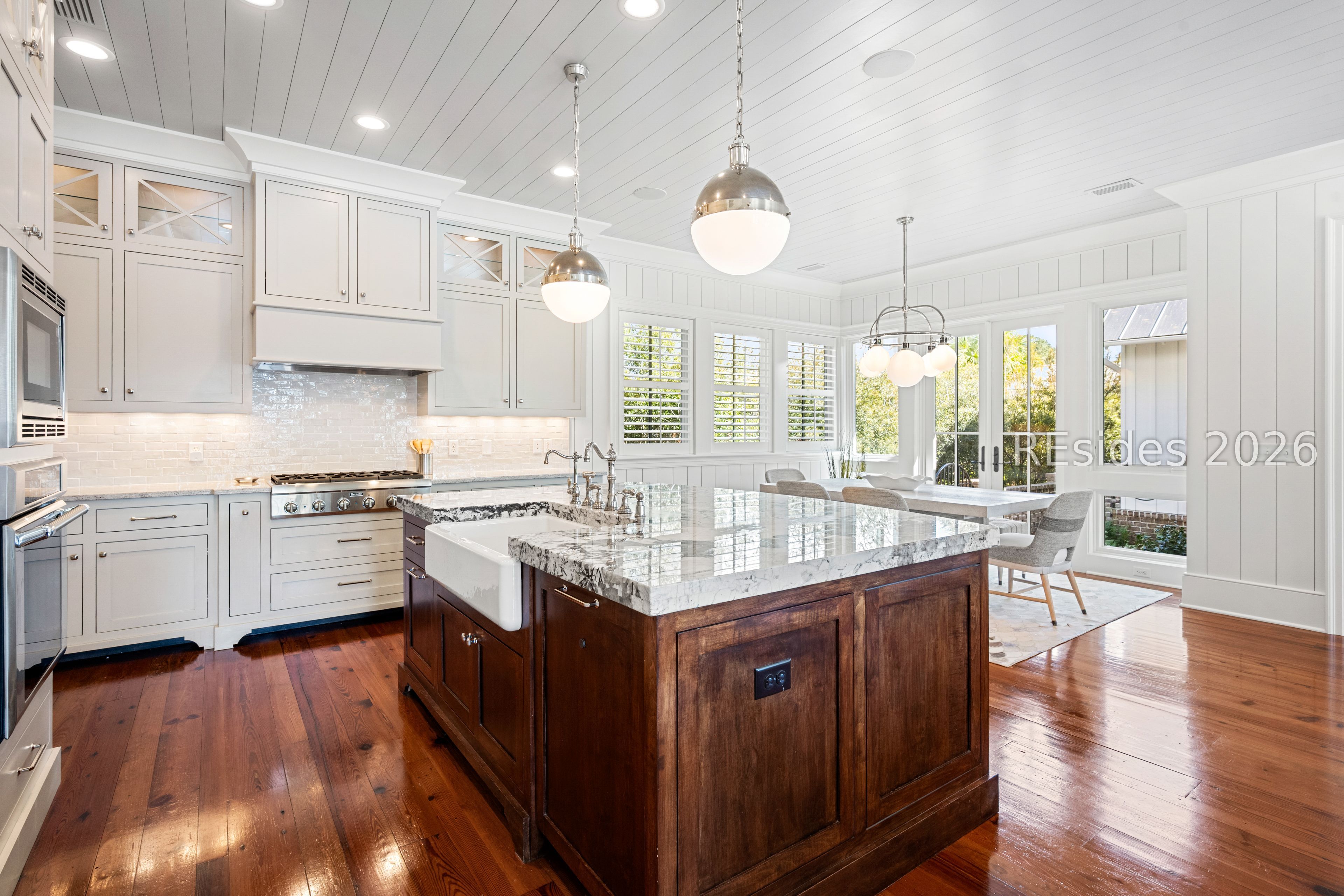 8 Wolf Tree Road