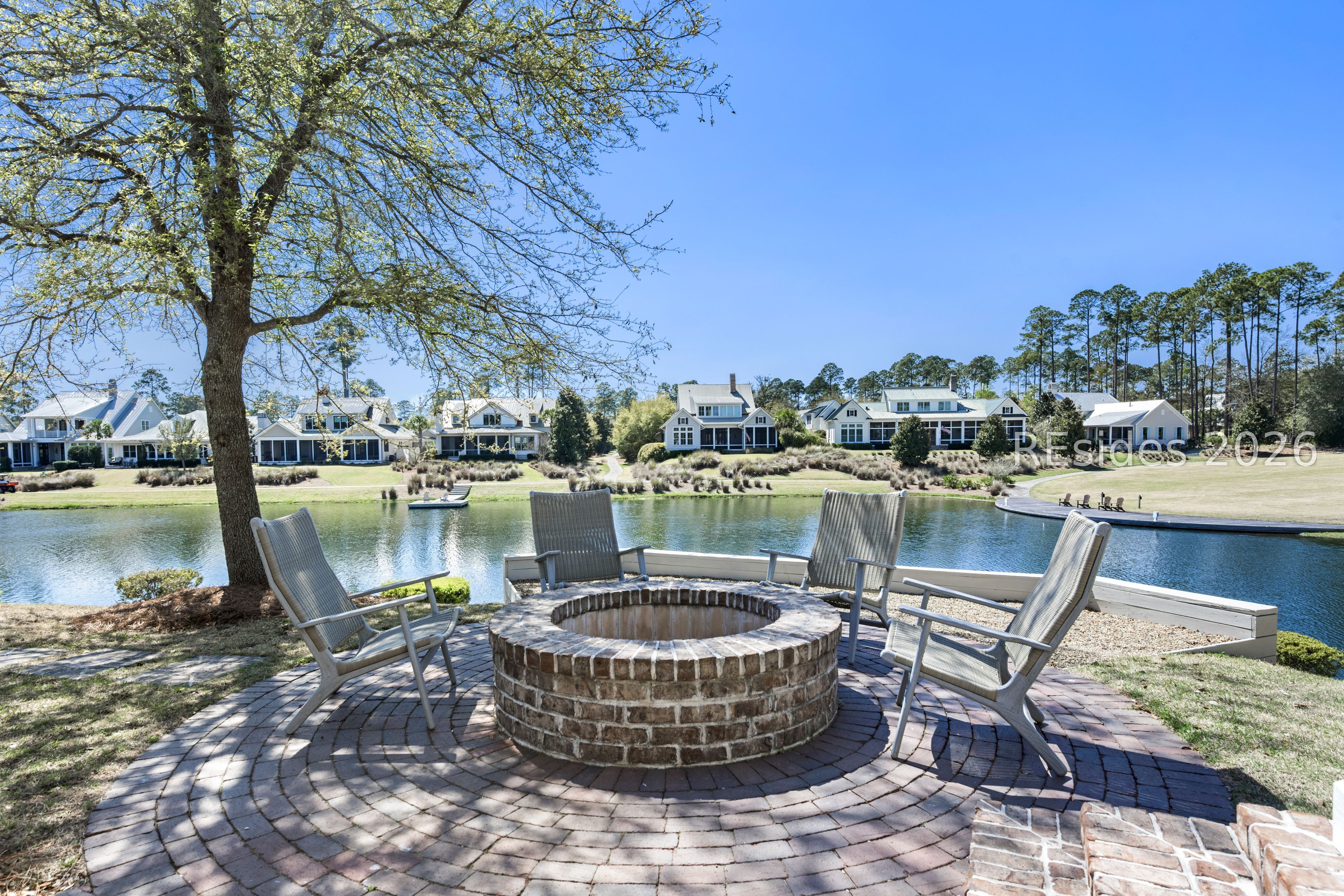 8 Wolf Tree Road