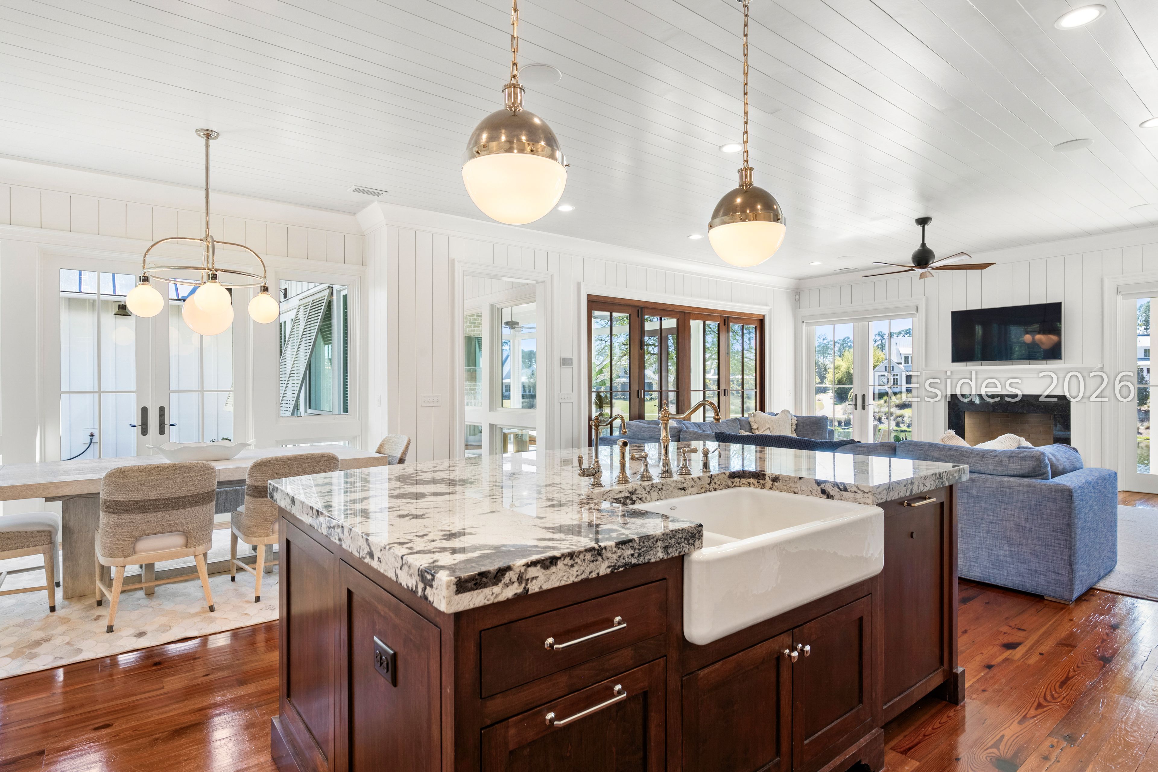 8 Wolf Tree Road