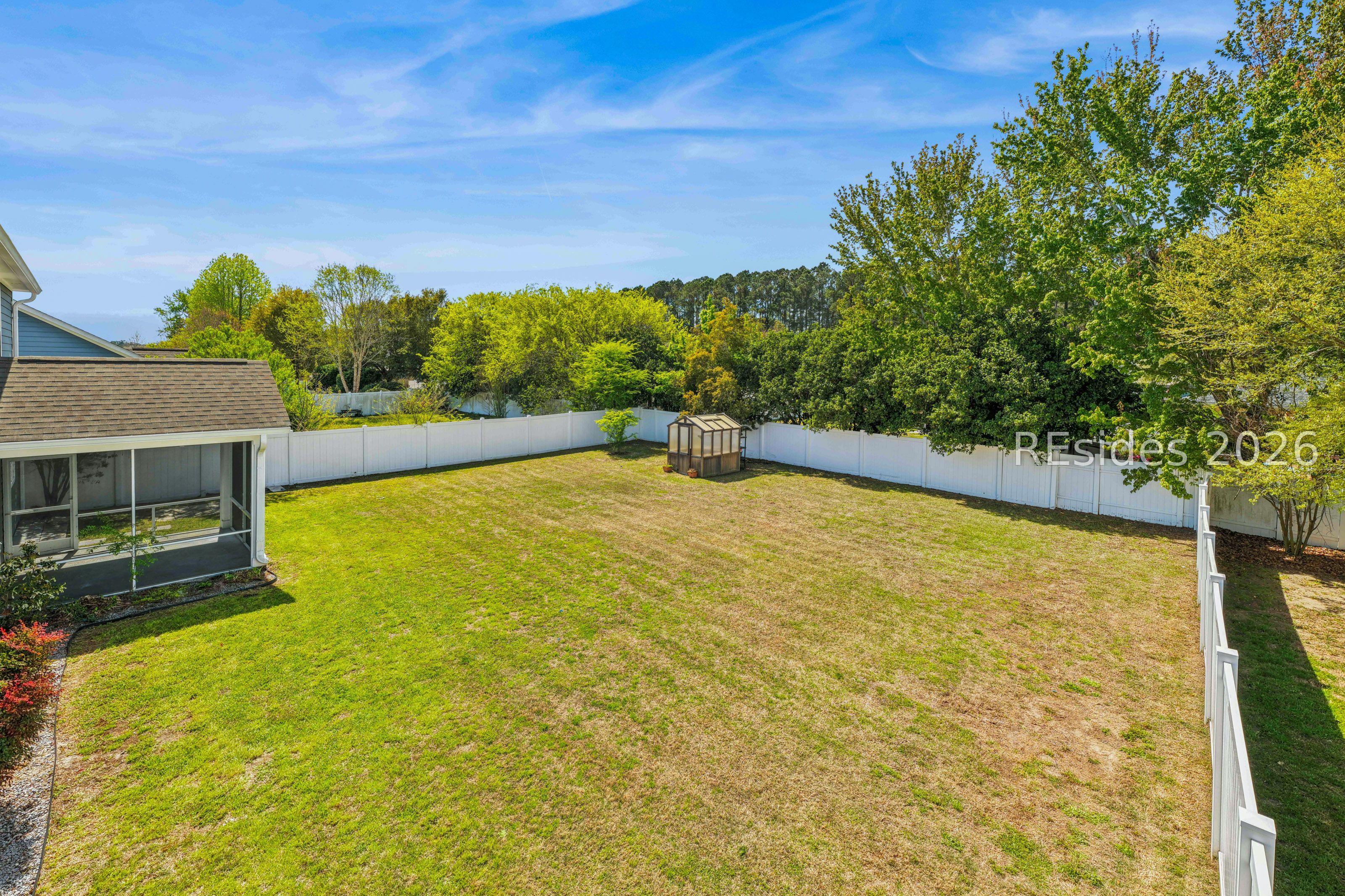 202 Grand Court S