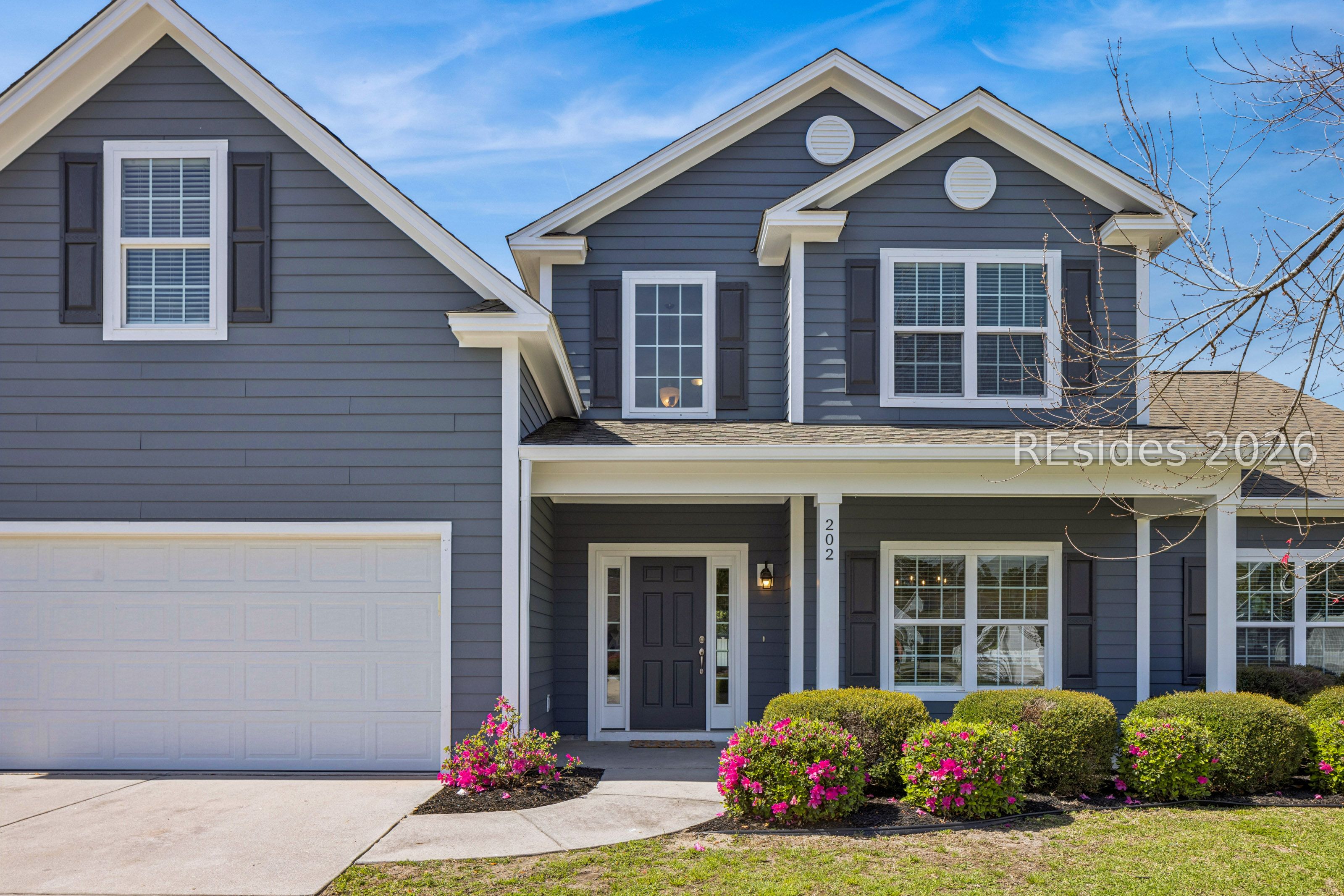202 Grand Court S