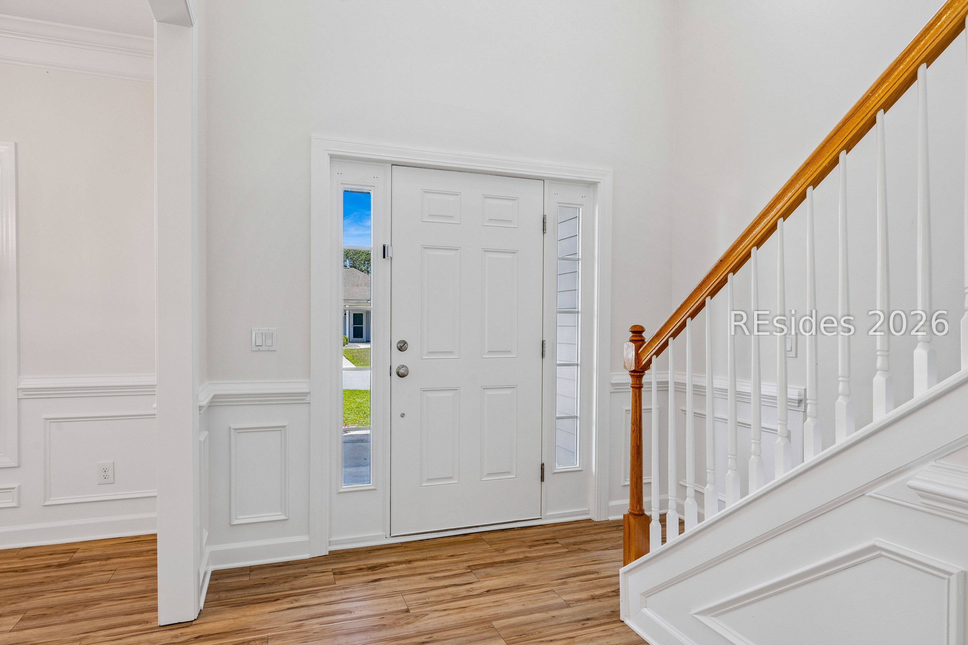 202 Grand Court S