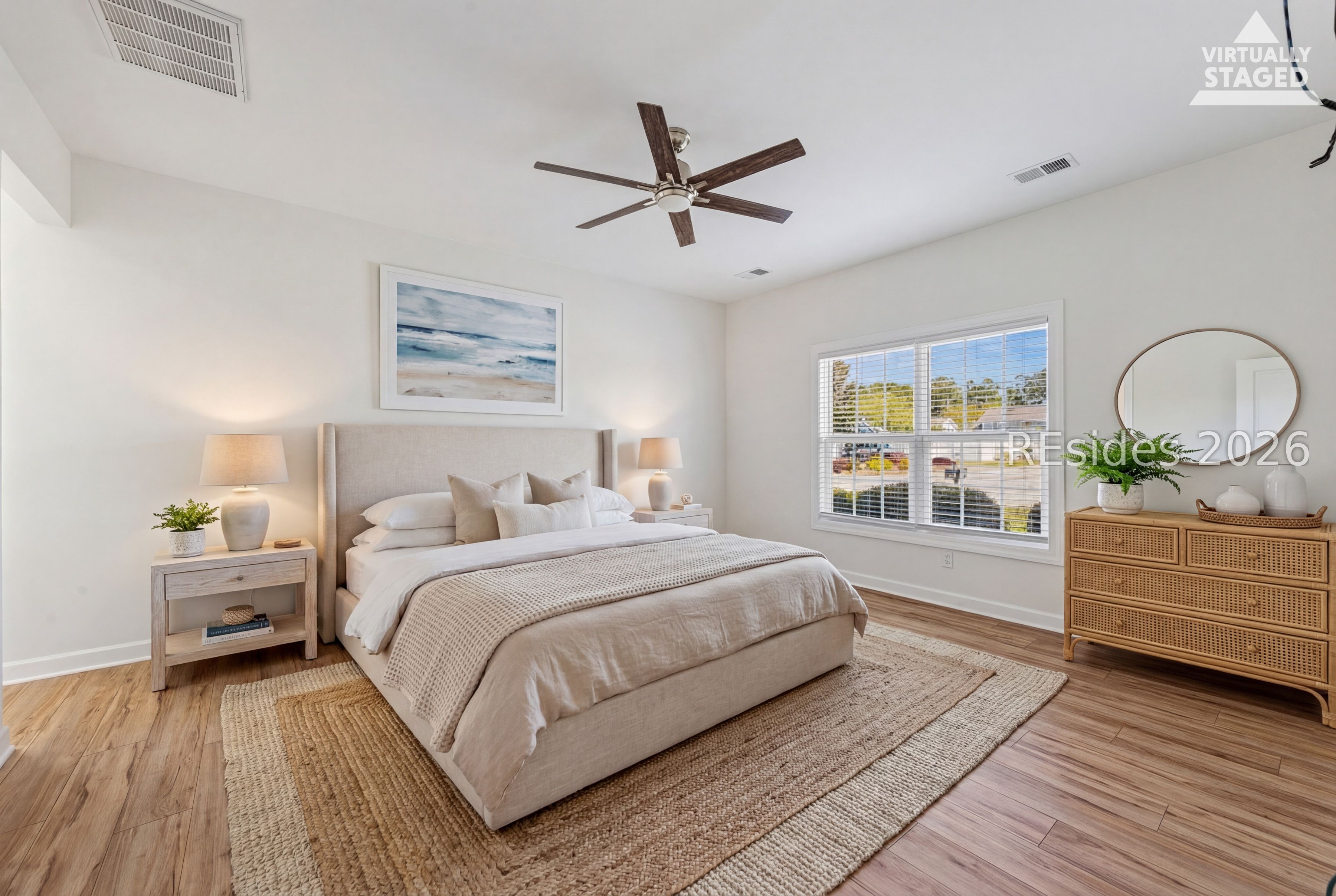 202 Grand Court S