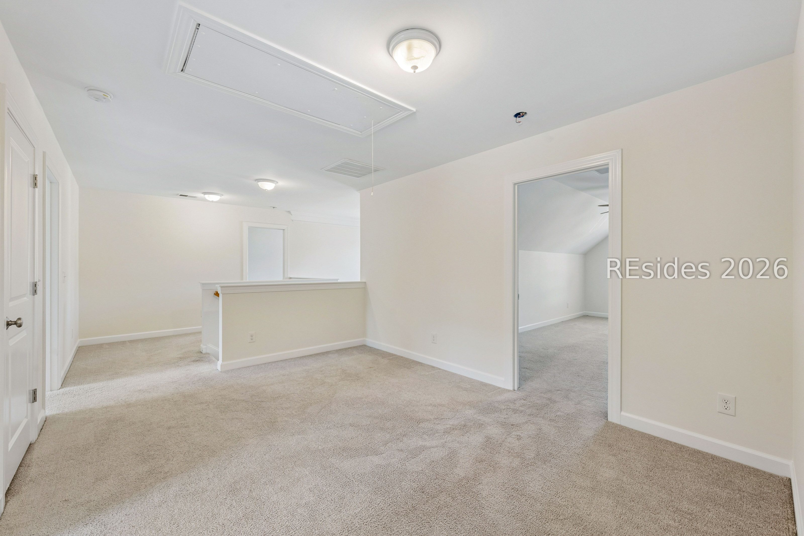 202 Grand Court S
