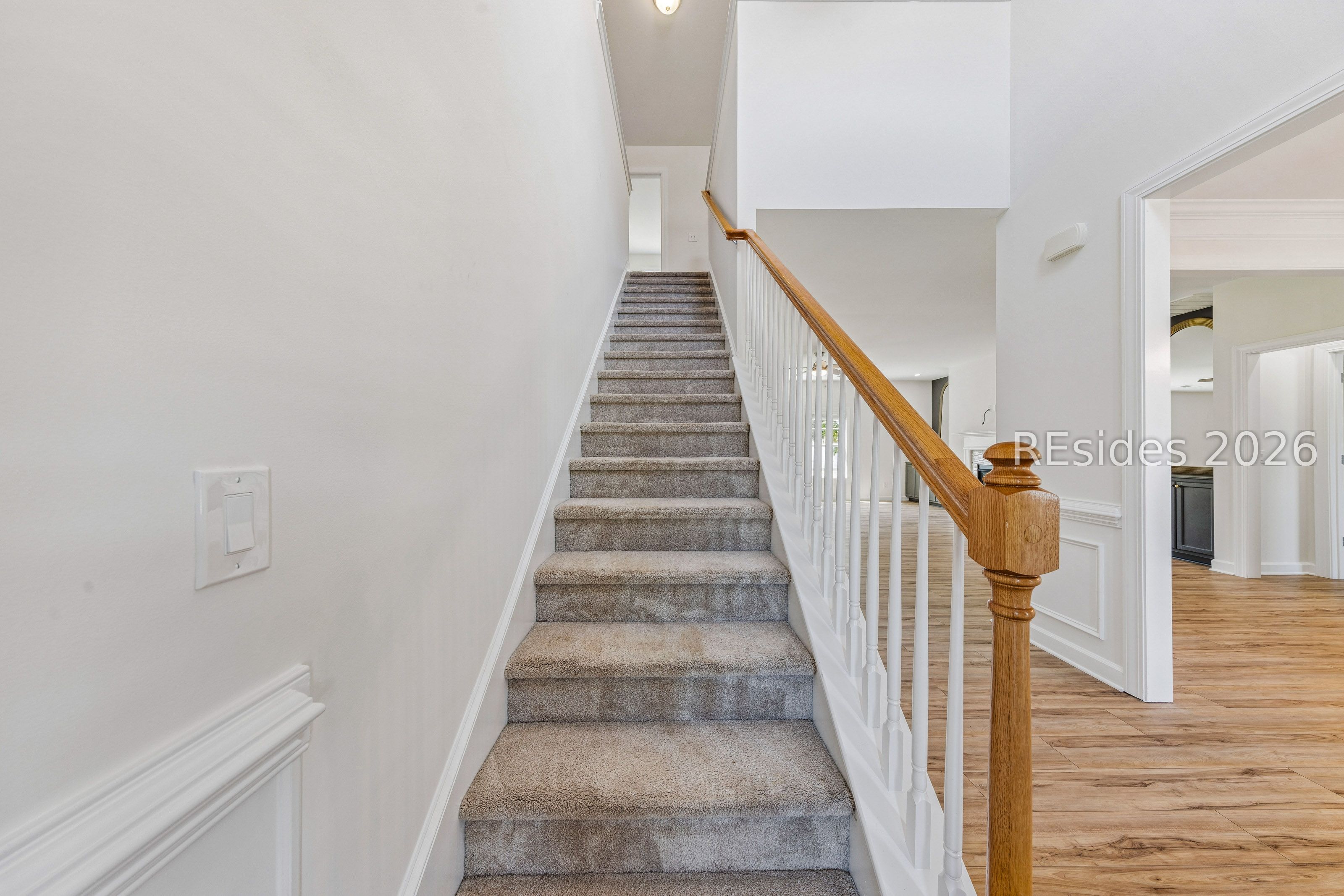 202 Grand Court S