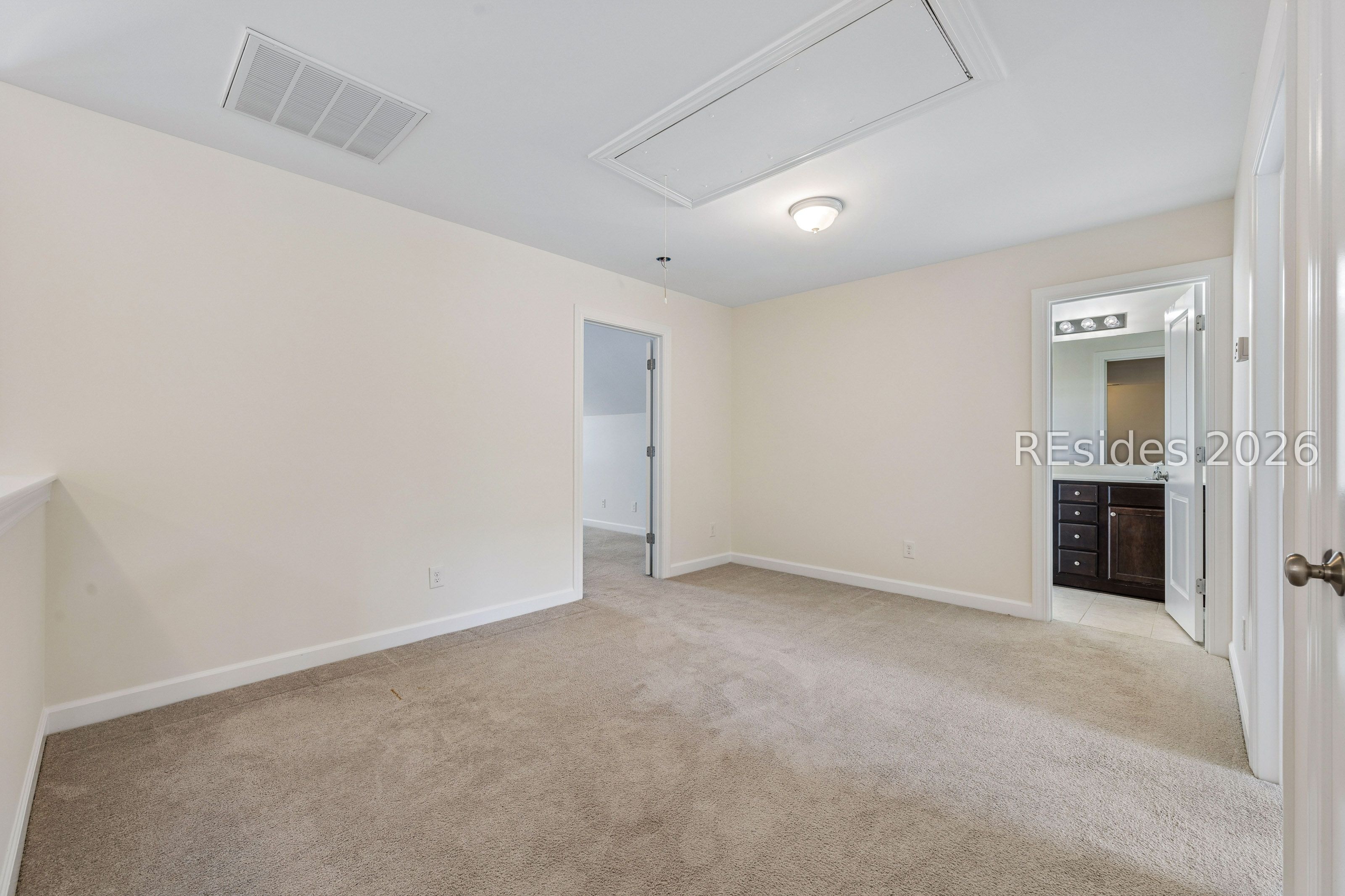 202 Grand Court S