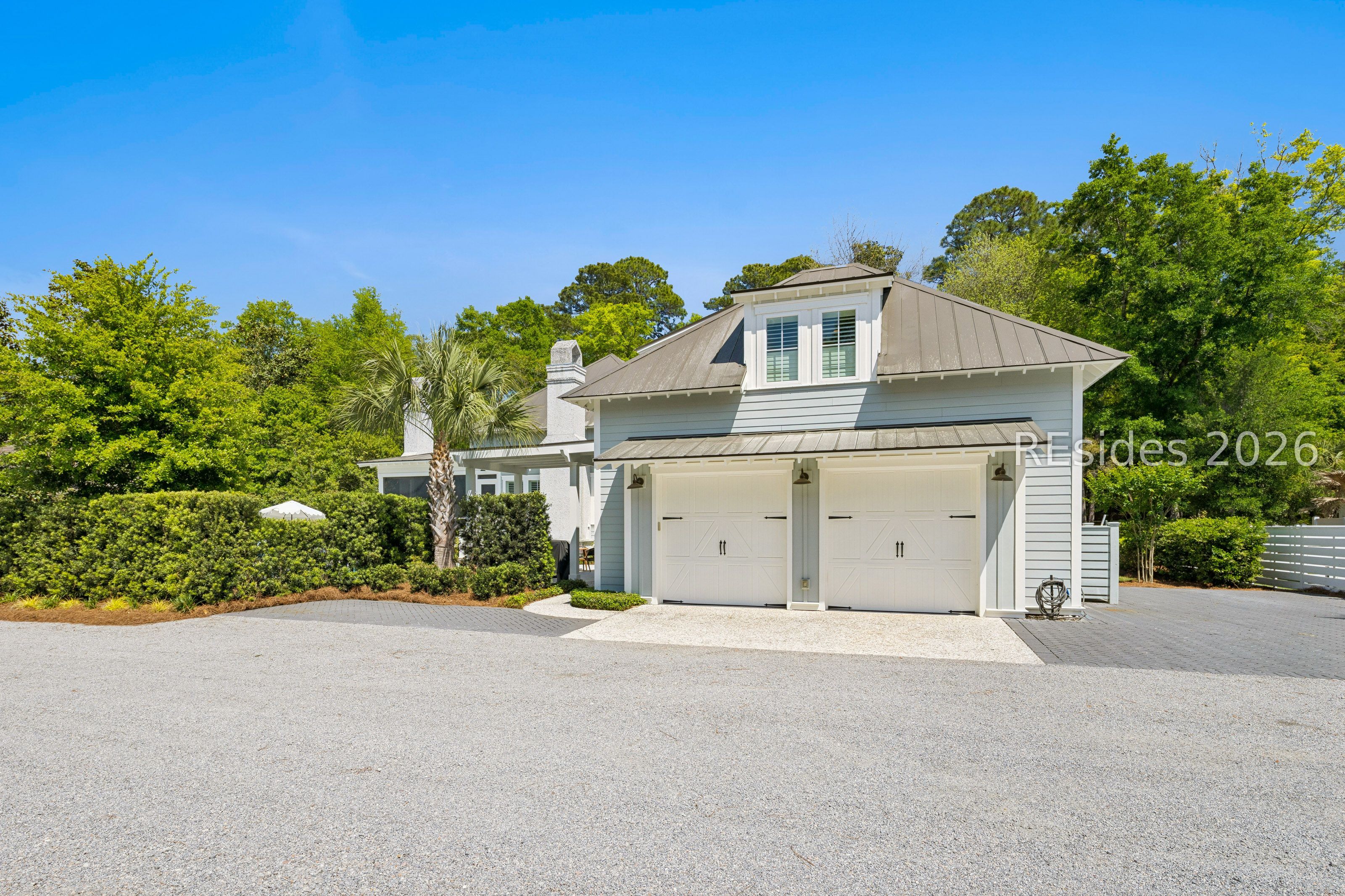 18 Stockfarm Road