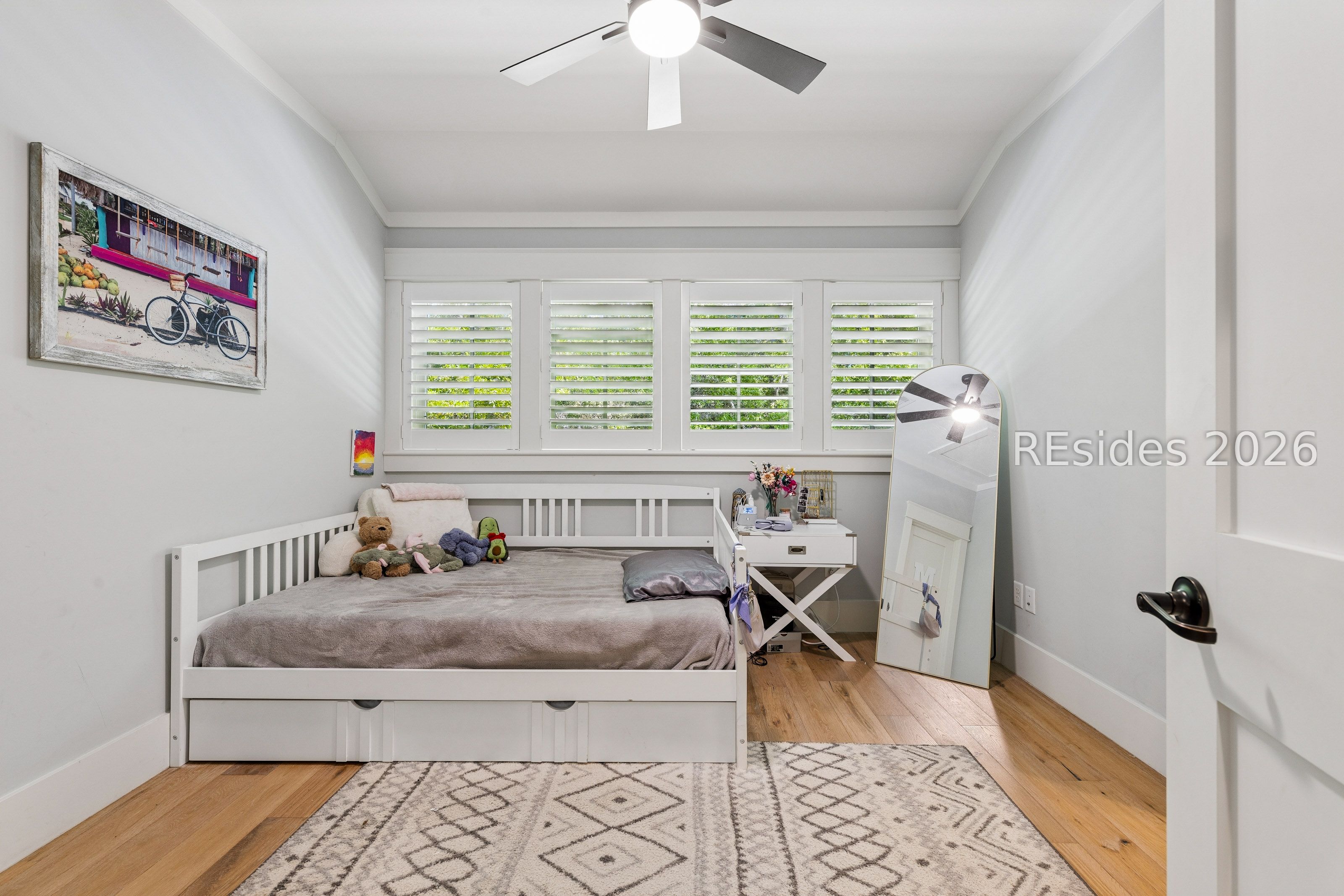 18 Stockfarm Road