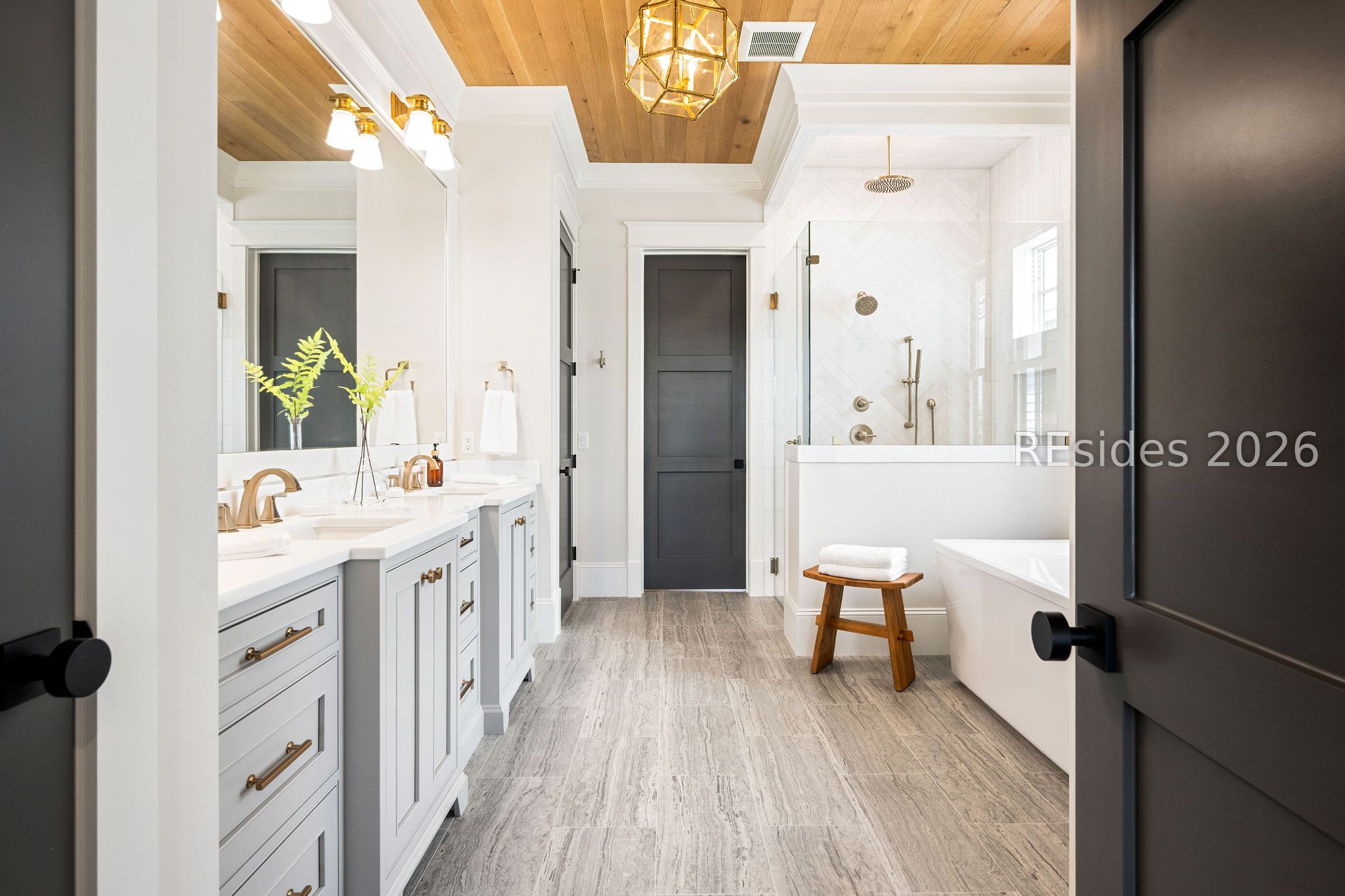 123 Hunting Lodge Road