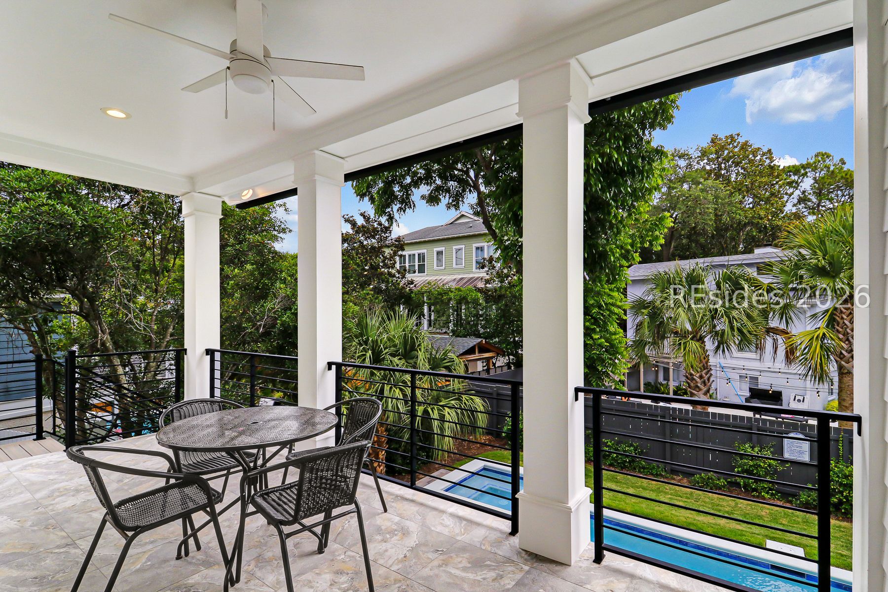 8 Moonshell Road