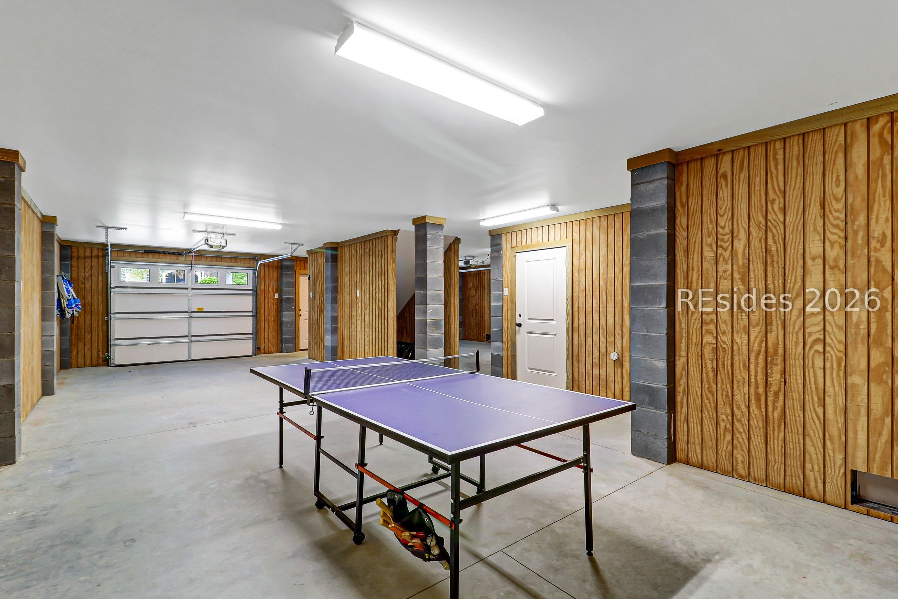 8 Moonshell Road