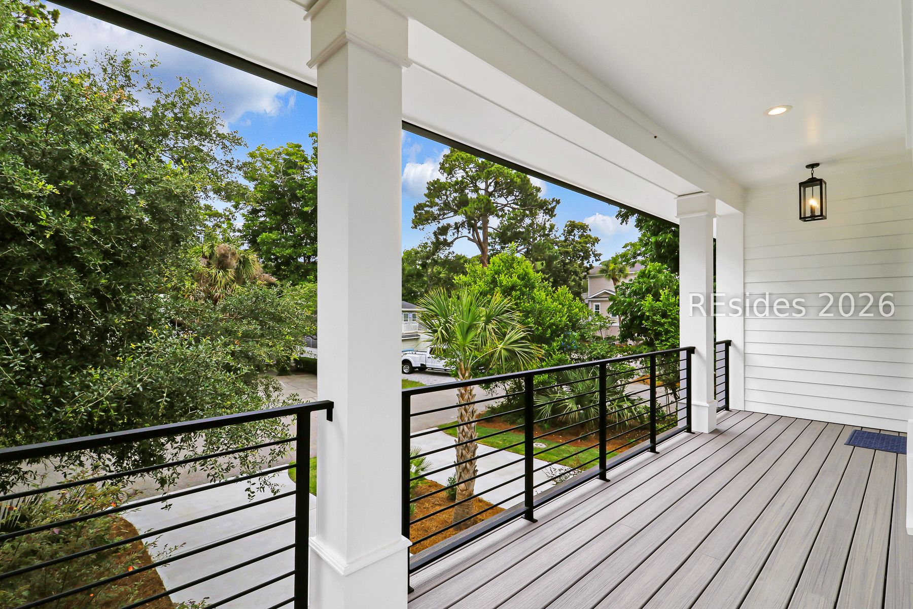 8 Moonshell Road