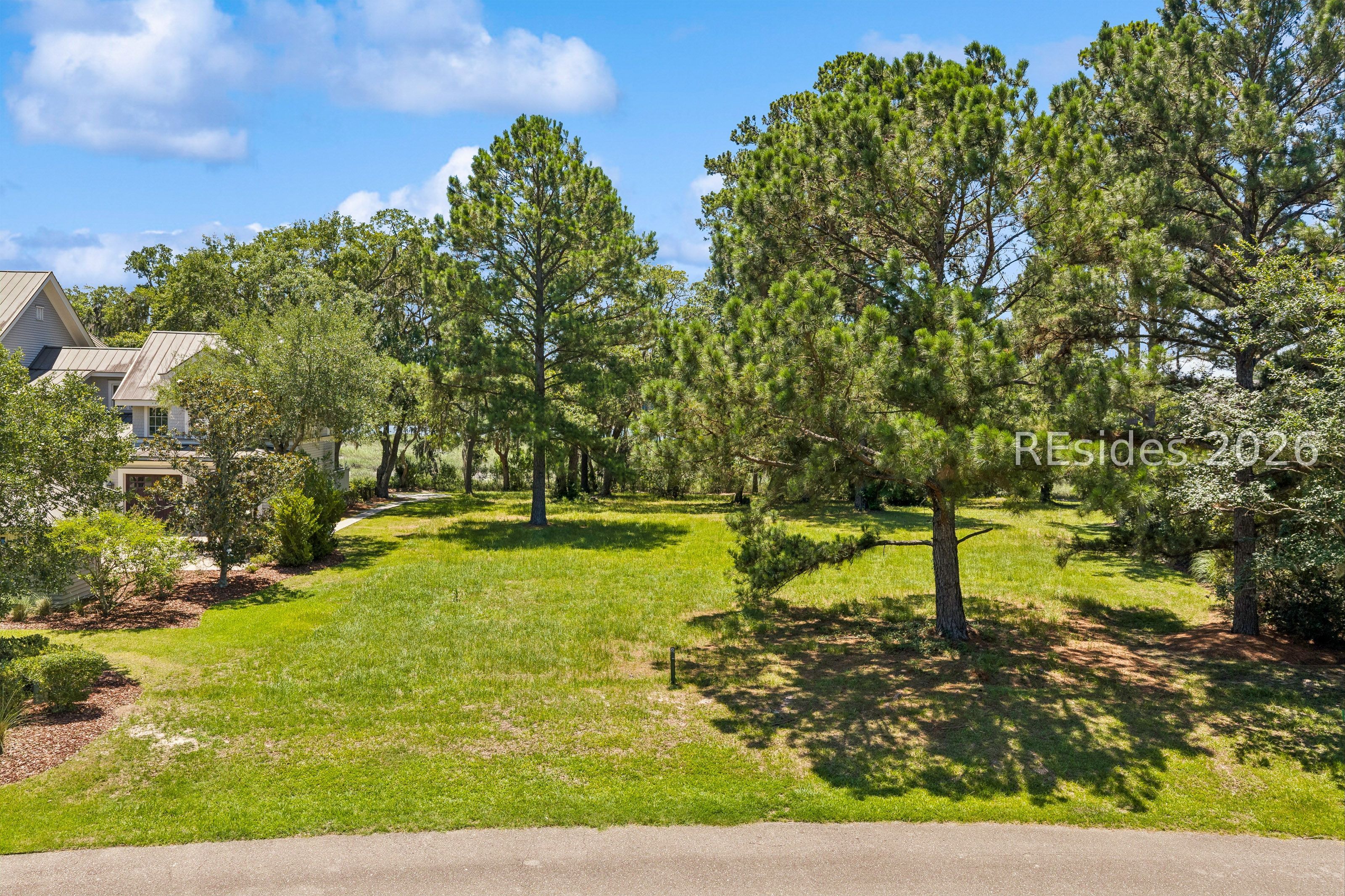 8 Pinckney View Circle