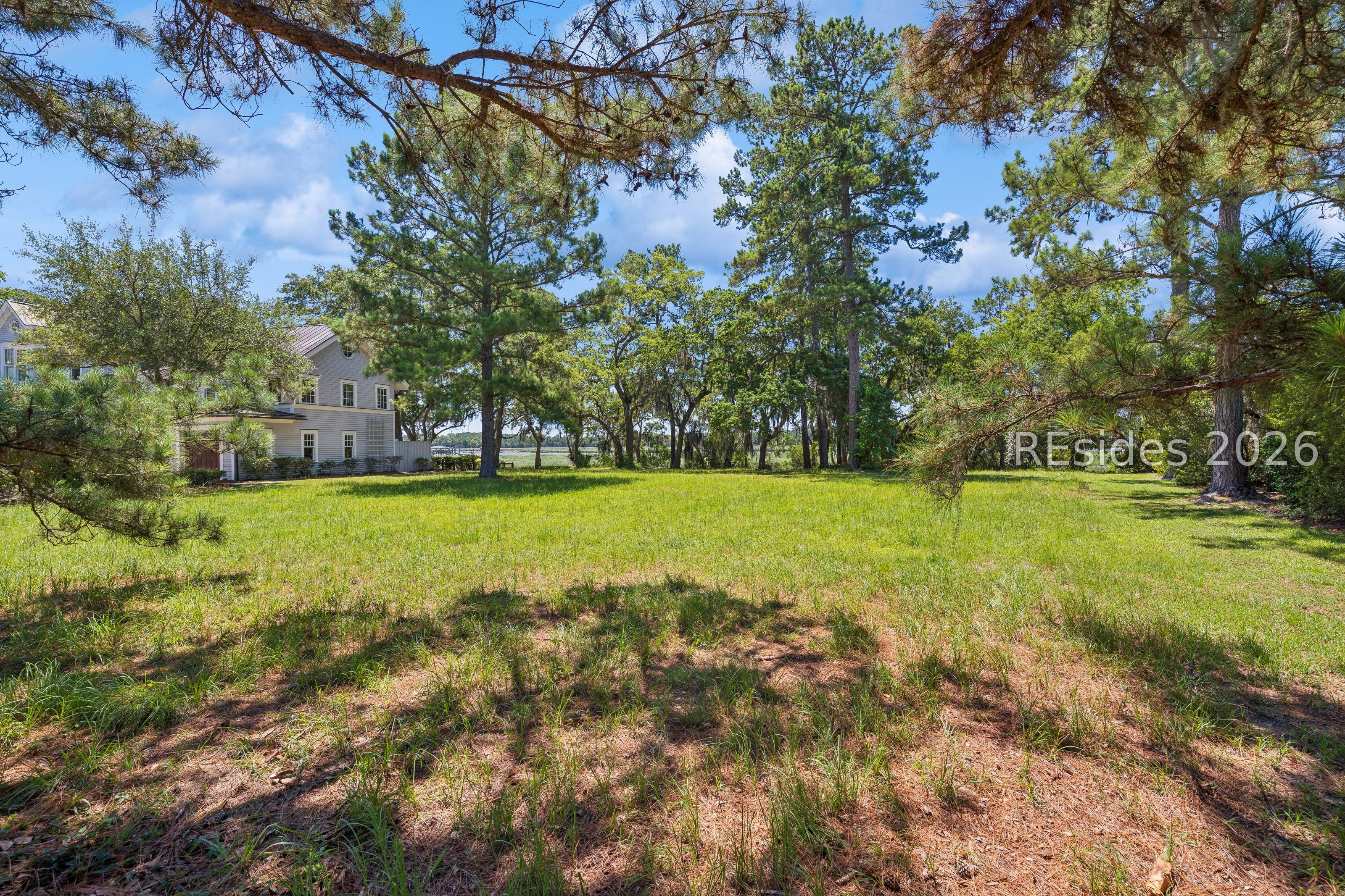 8 Pinckney View Circle