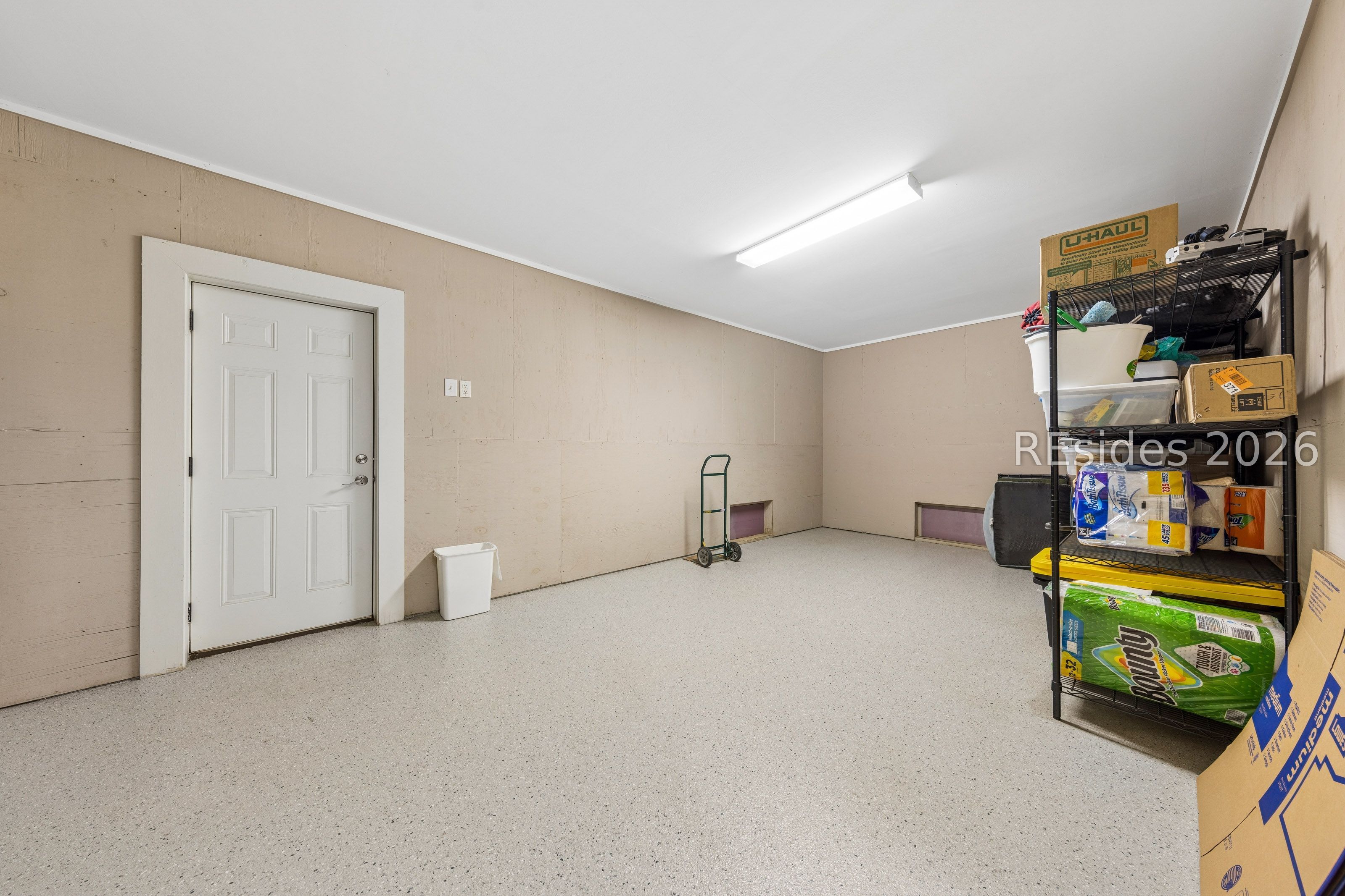 6 Lady Slipper Island Court