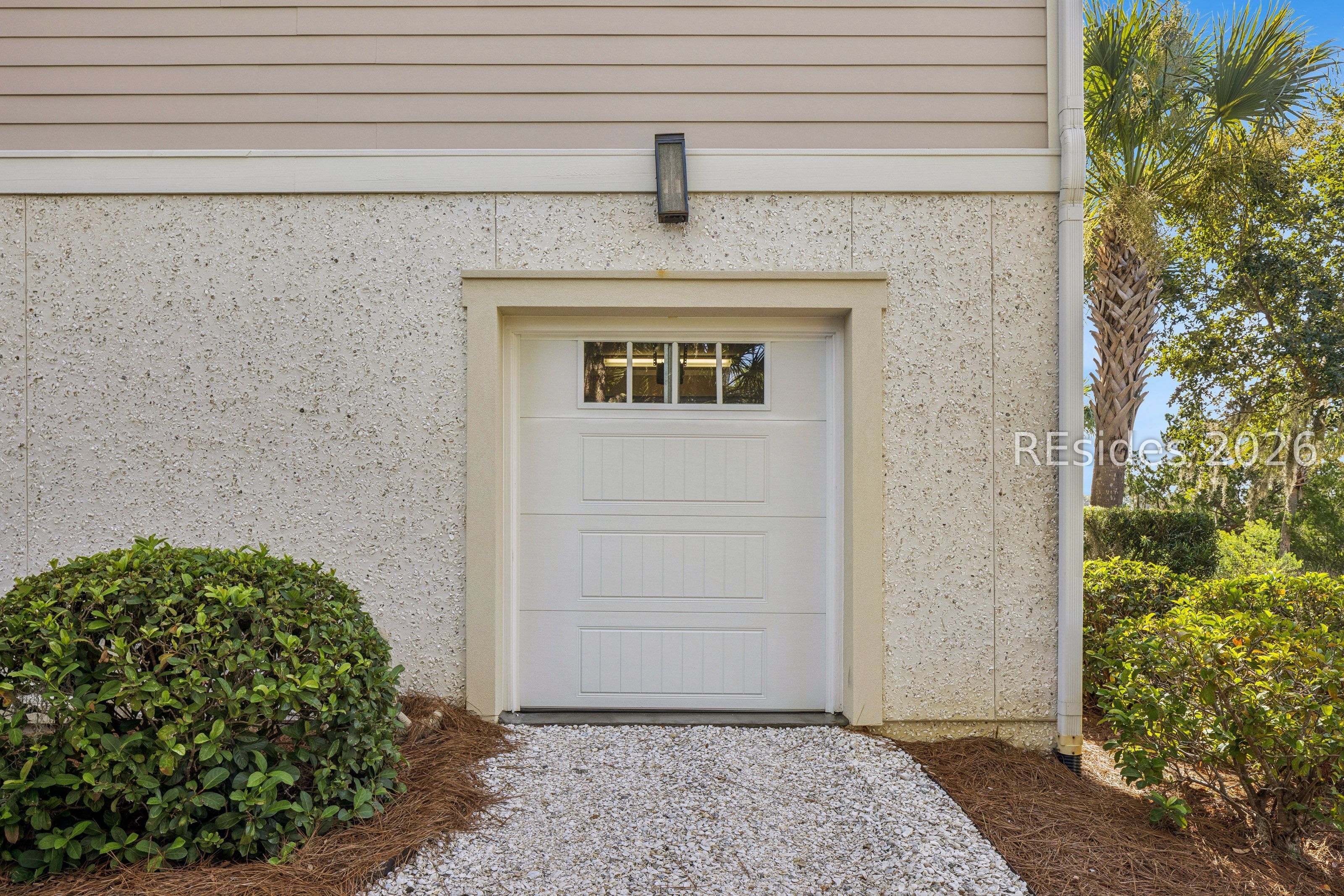 6 Lady Slipper Island Court