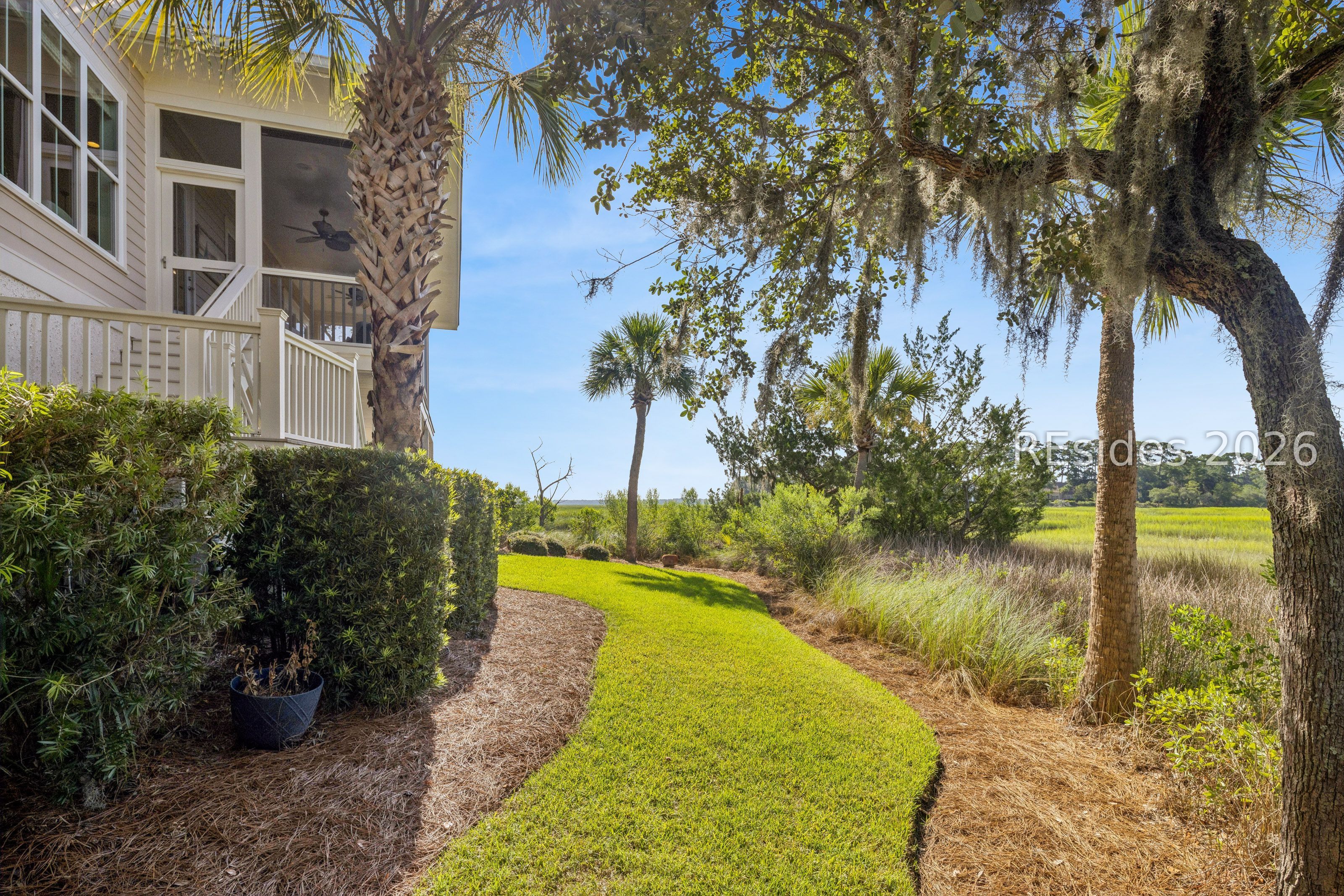 6 Lady Slipper Island Court