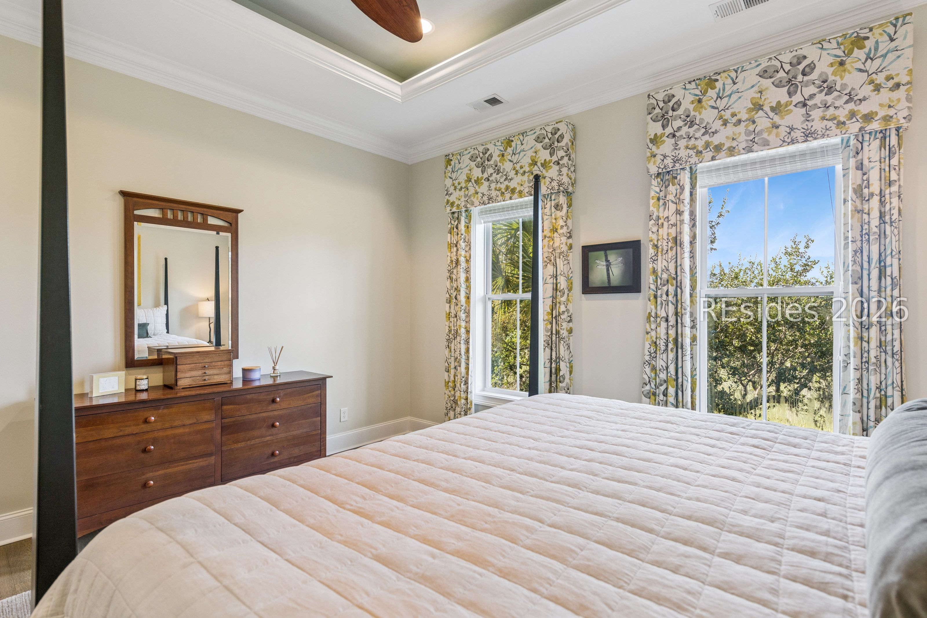 6 Lady Slipper Island Court