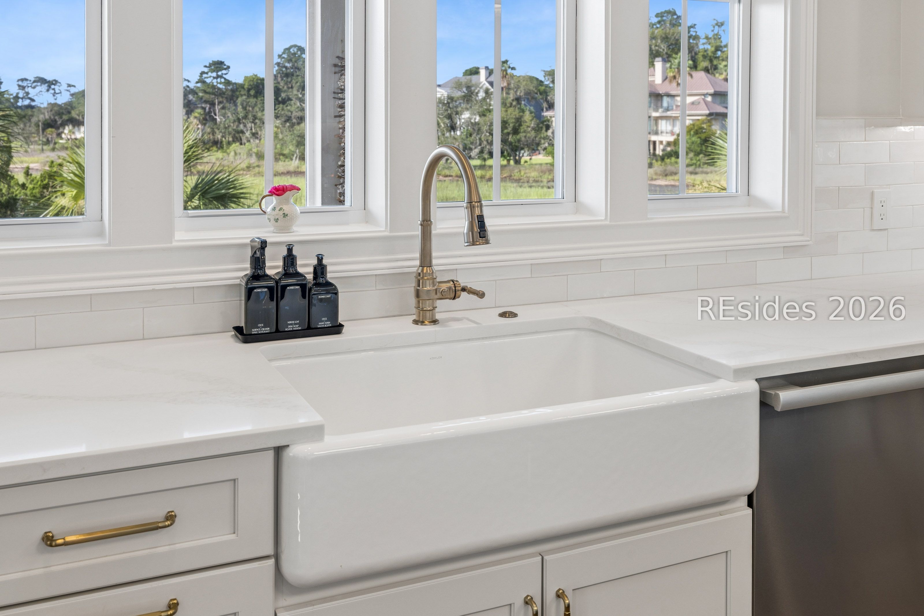 6 Lady Slipper Island Court