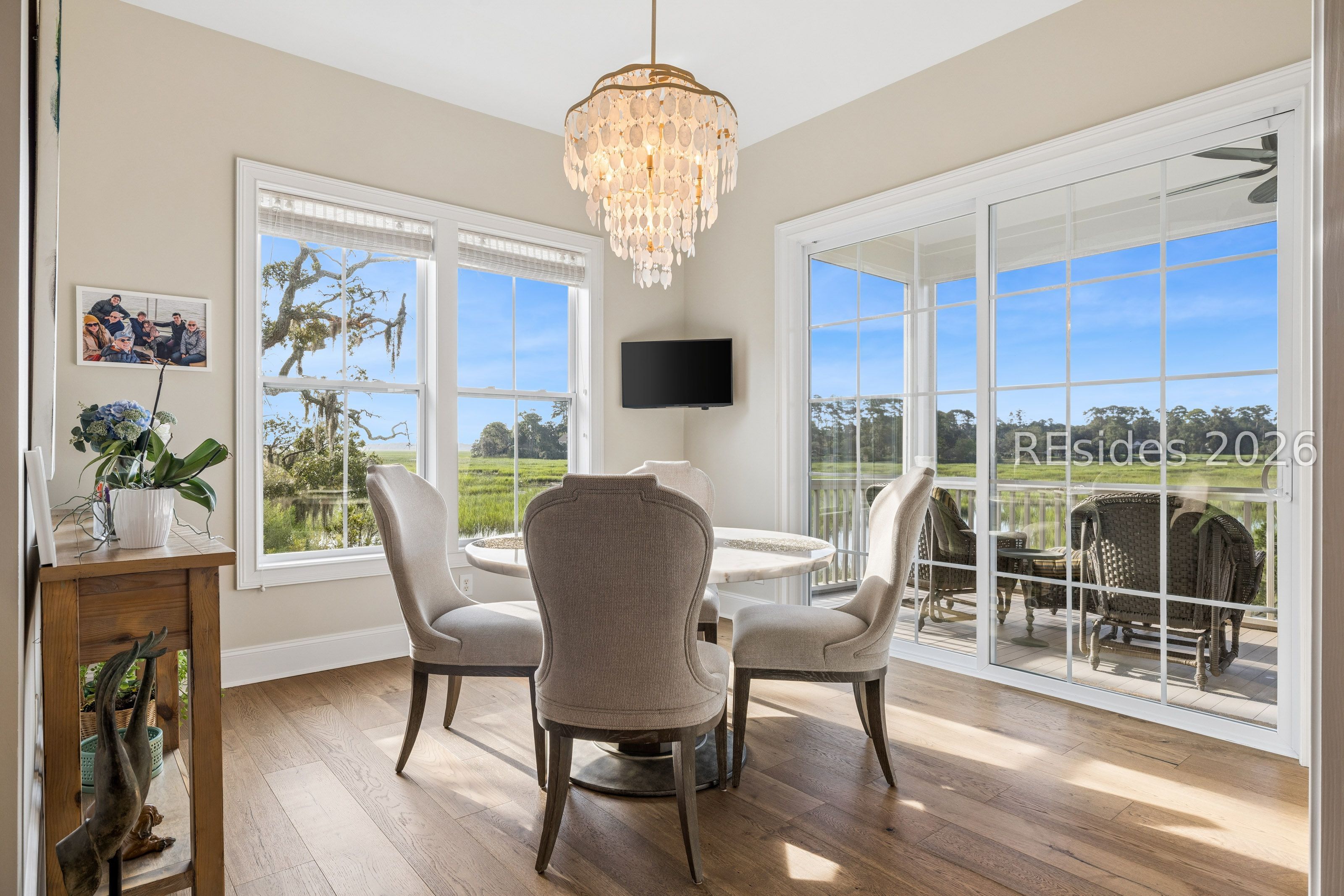 6 Lady Slipper Island Court