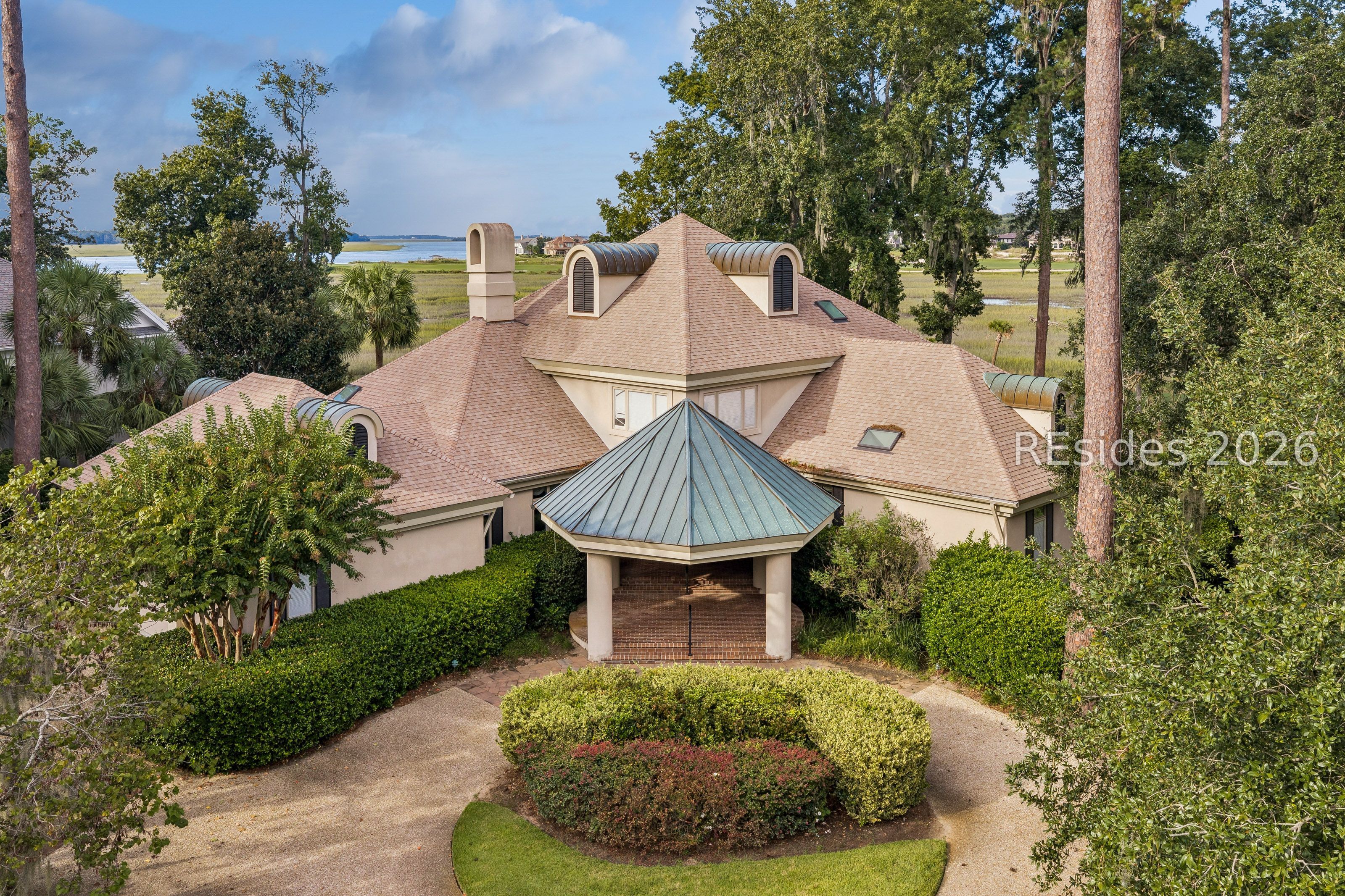 14 Spring Hill Court
