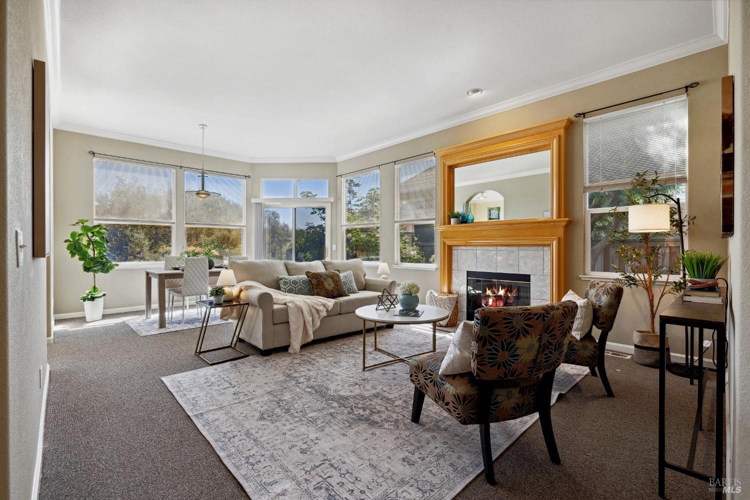 2029 Falcon Ridge Dr