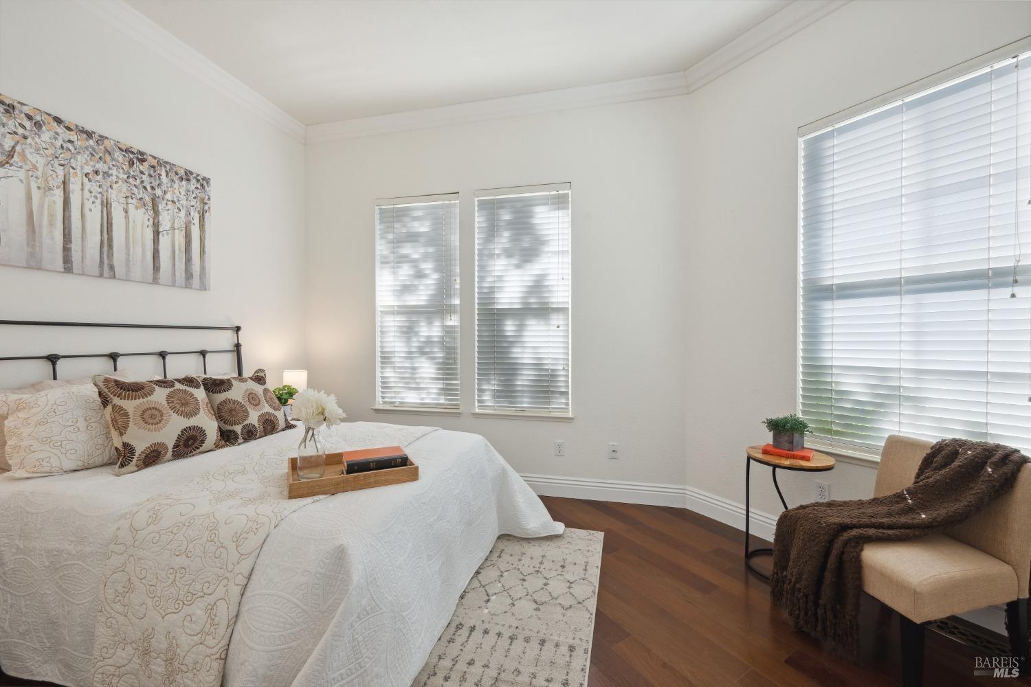 1881 Falcon Ridge Dr