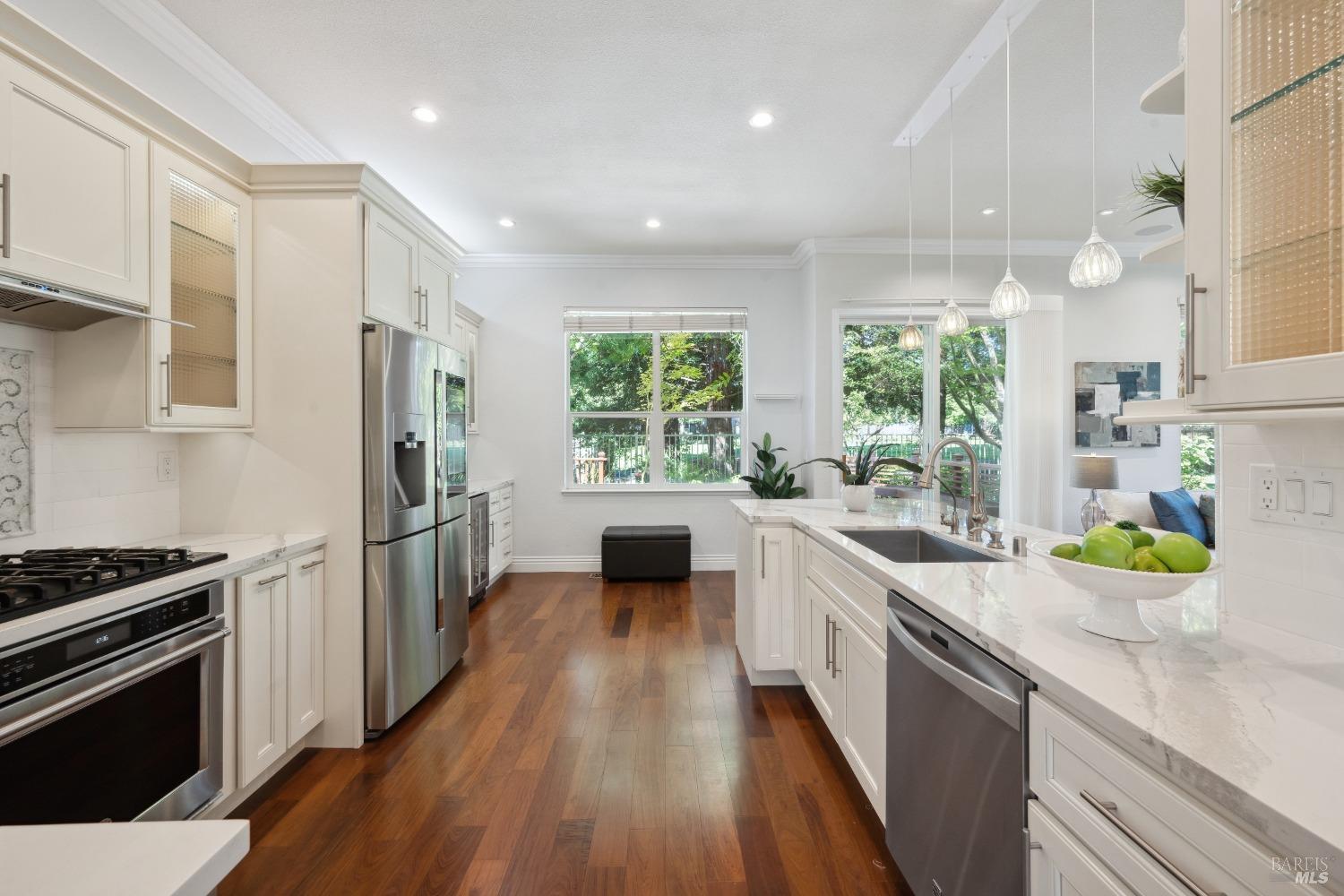 1881 Falcon Ridge Dr