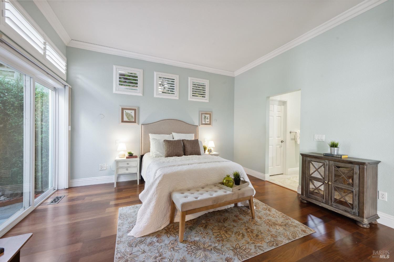 1881 Falcon Ridge Dr